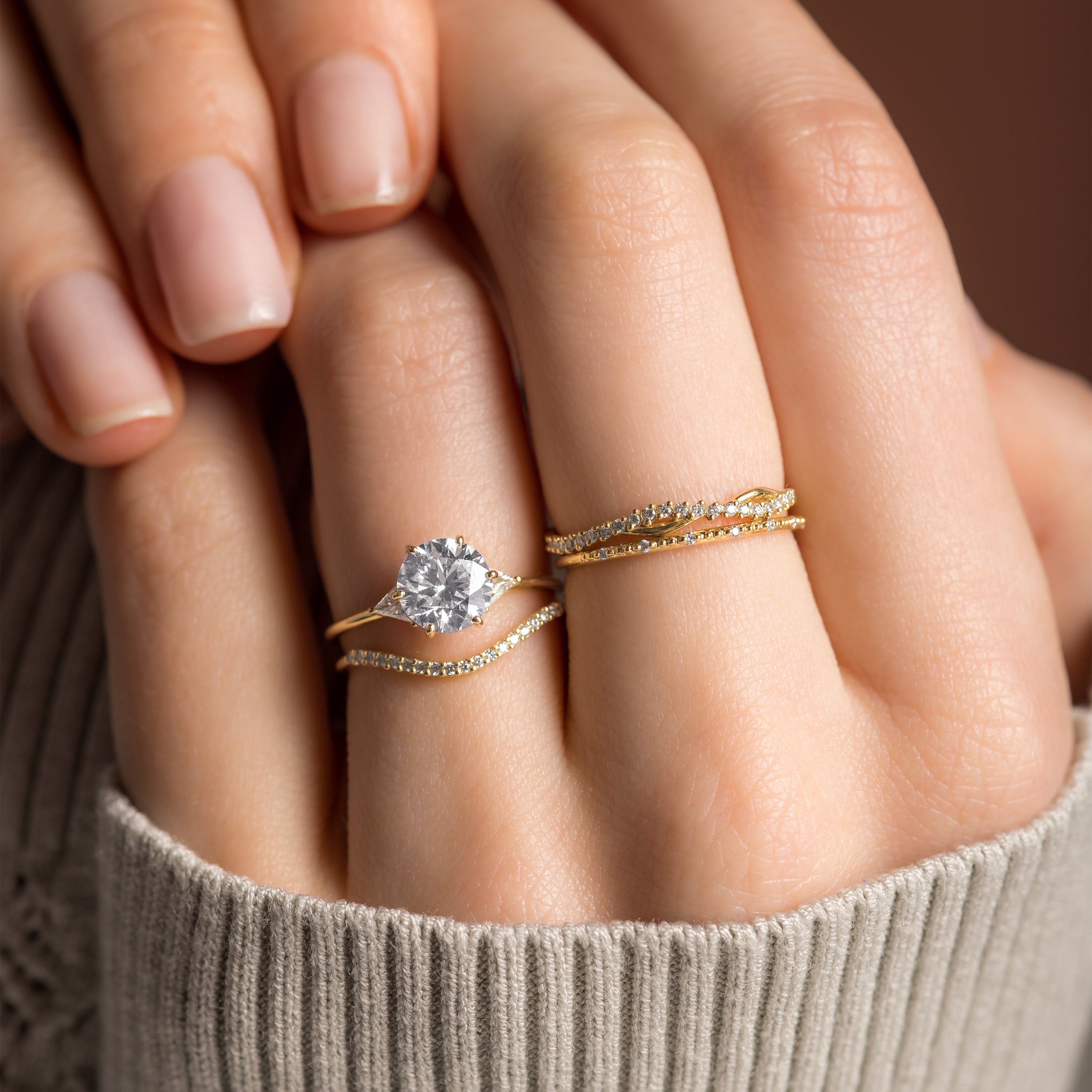 1.5ct Natural Round Cut Arrow Ring - Elegant Sterling Silver Jewelry for Women, Perfect for Engagement, Wedding & Anniversary Gifts