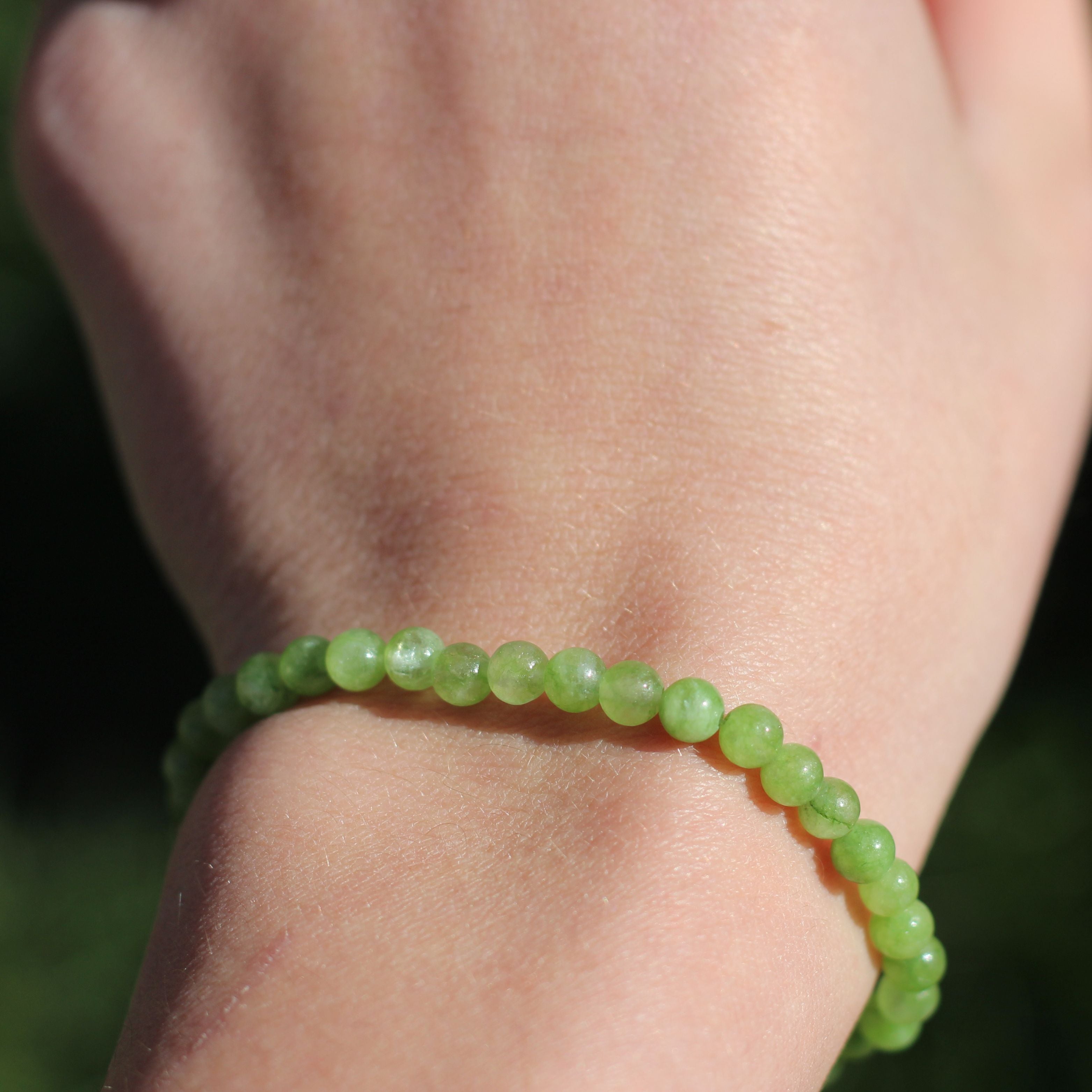 Peridot Gemstone Bracelet for Women - Dainty Mini Adjustable Green Stone Jewelry Gift for Birthday, Anniversary & Everyday Wear