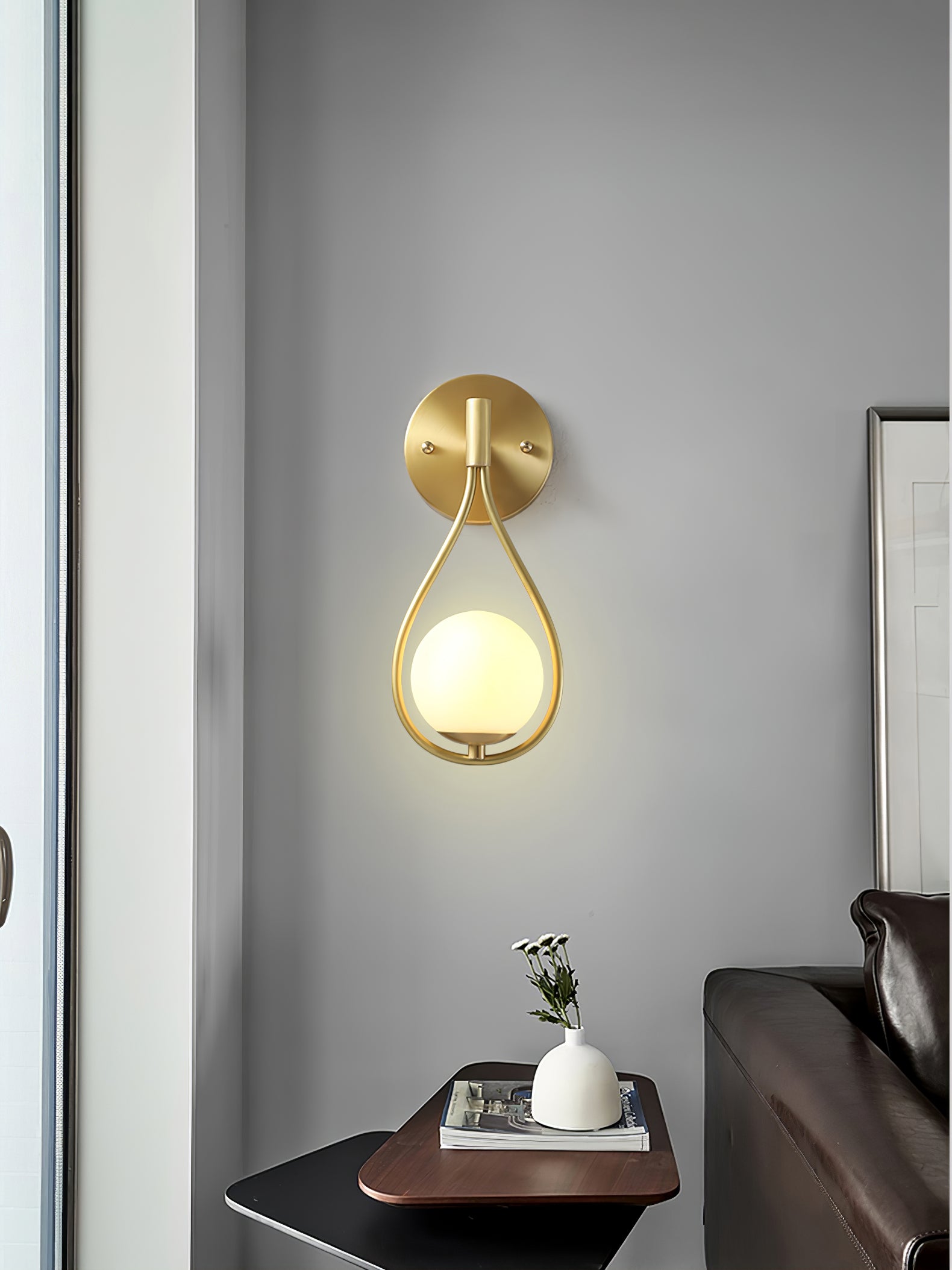 Vintage Brass Vanity Wall Lamp - Elegant Sconce Lighting for Bathroom, Bedroom & Dressing Room - Perfect for Makeup, Reading & Ambient Lighting