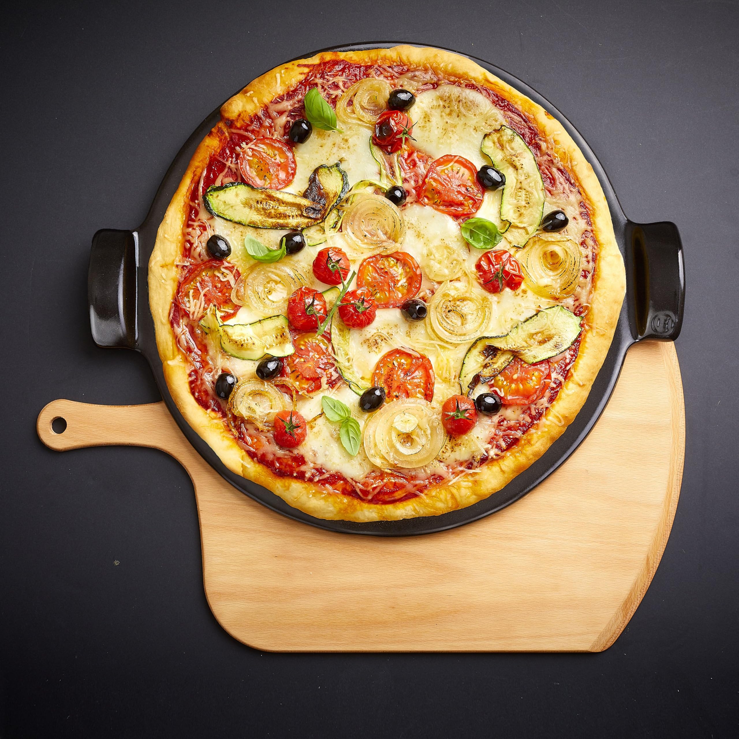 Emile Henry 2-Piece Pizza Set - Premium Ceramic Pizza Stone & Baker in Charcoal | Perfect for Homemade Pizza, Bread Baking & Outdoor Cooking