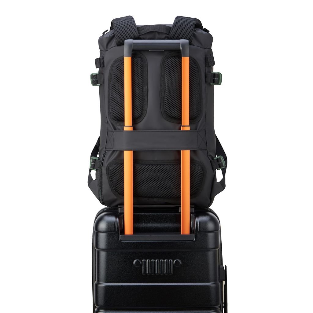 Jeep 17-Inch Laptop Backpack with RFID Protection - Durable Cylindrical Design for Work & Travel (Black) | Perfect for Commuting, Business Trips & College Students