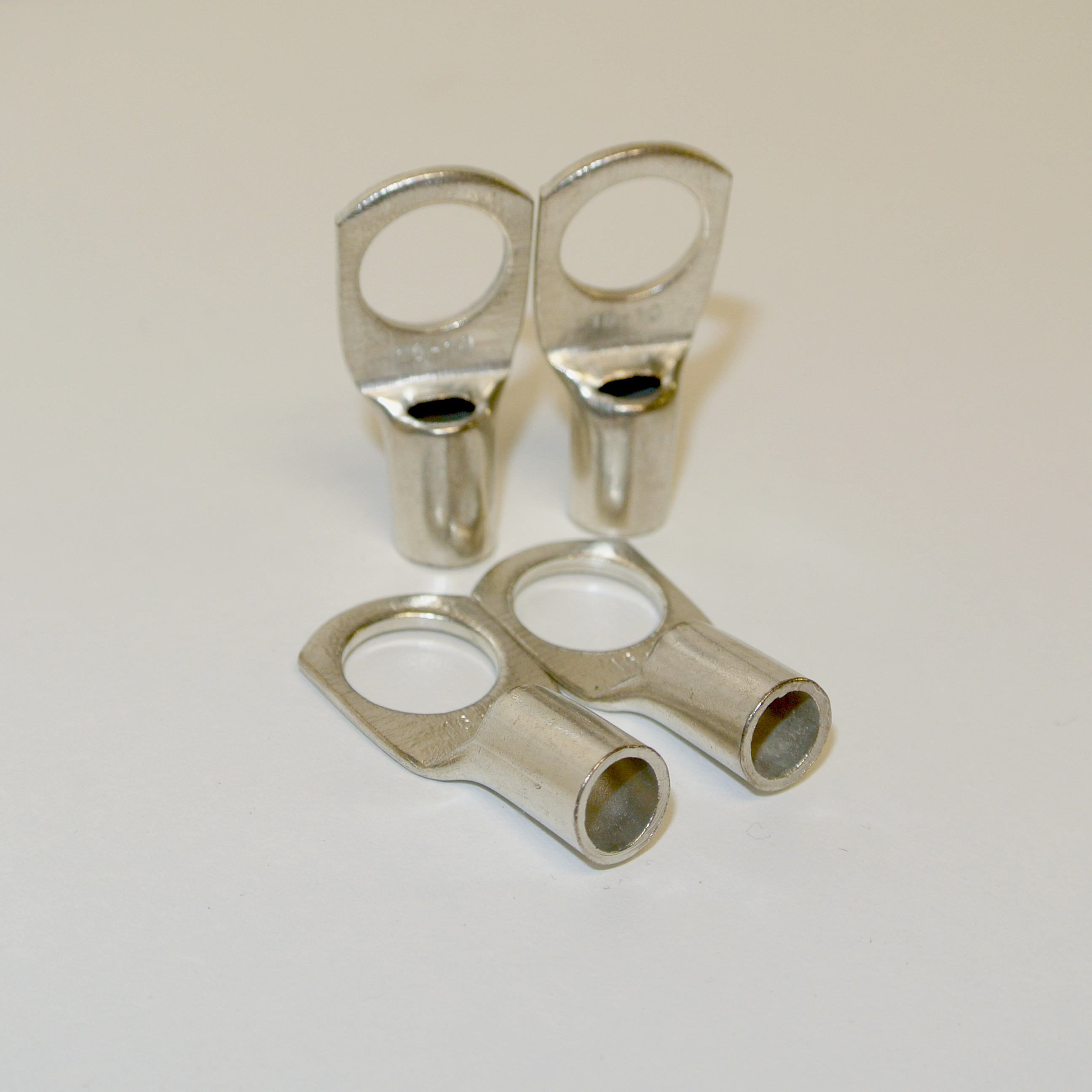 High-Quality Copper Tin Coated Cable Lug VC16 8 (16mm²) - Pack of 4 - Perfect for Electrical Wiring, Automotive, and Marine Applications