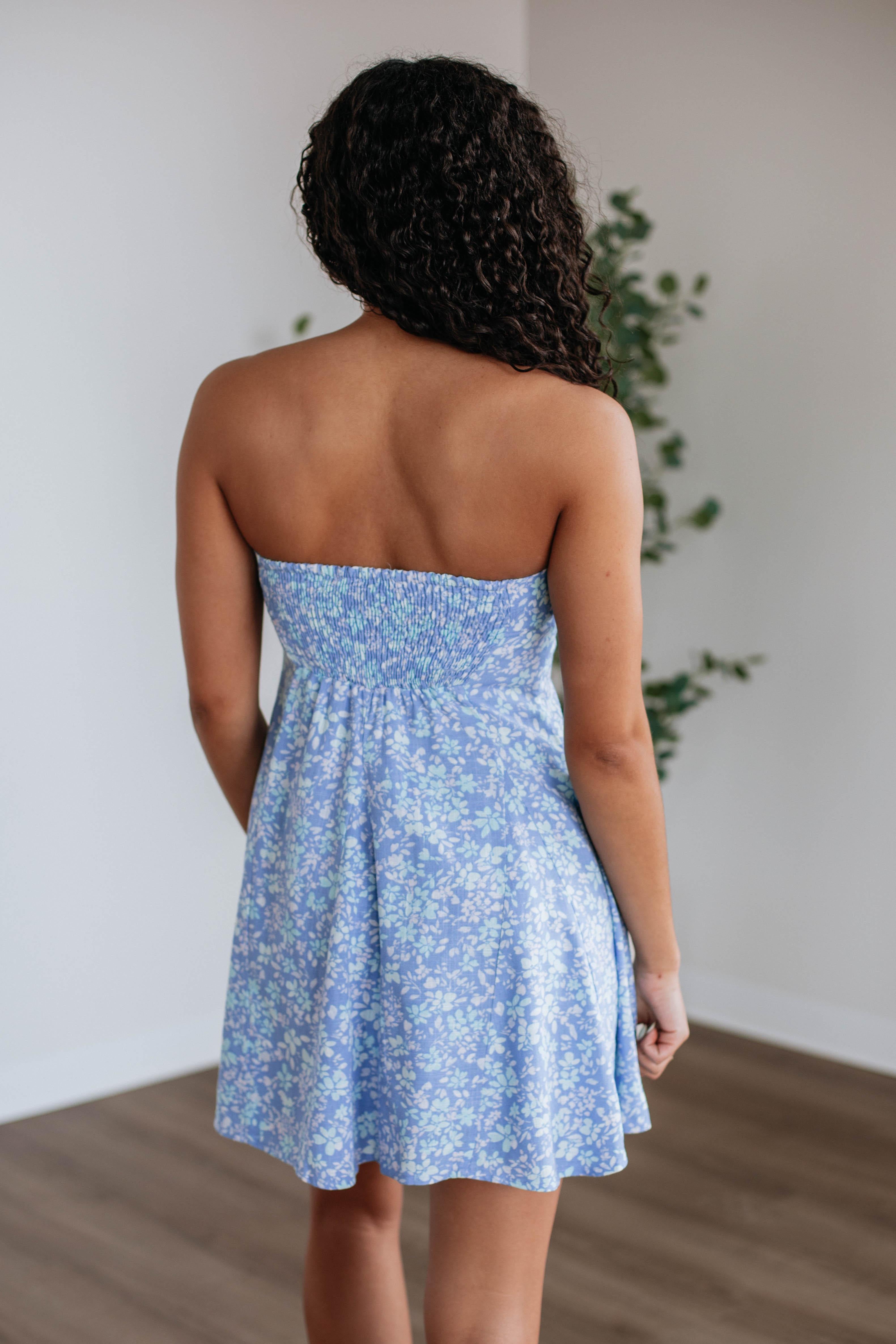 Caeley Floral Print Summer Dress for Women - Elegant Flowy Maxi Dress with V-Neck & Ruffle Sleeves - Perfect for Beach Vacations, Weddings & Date Nights
