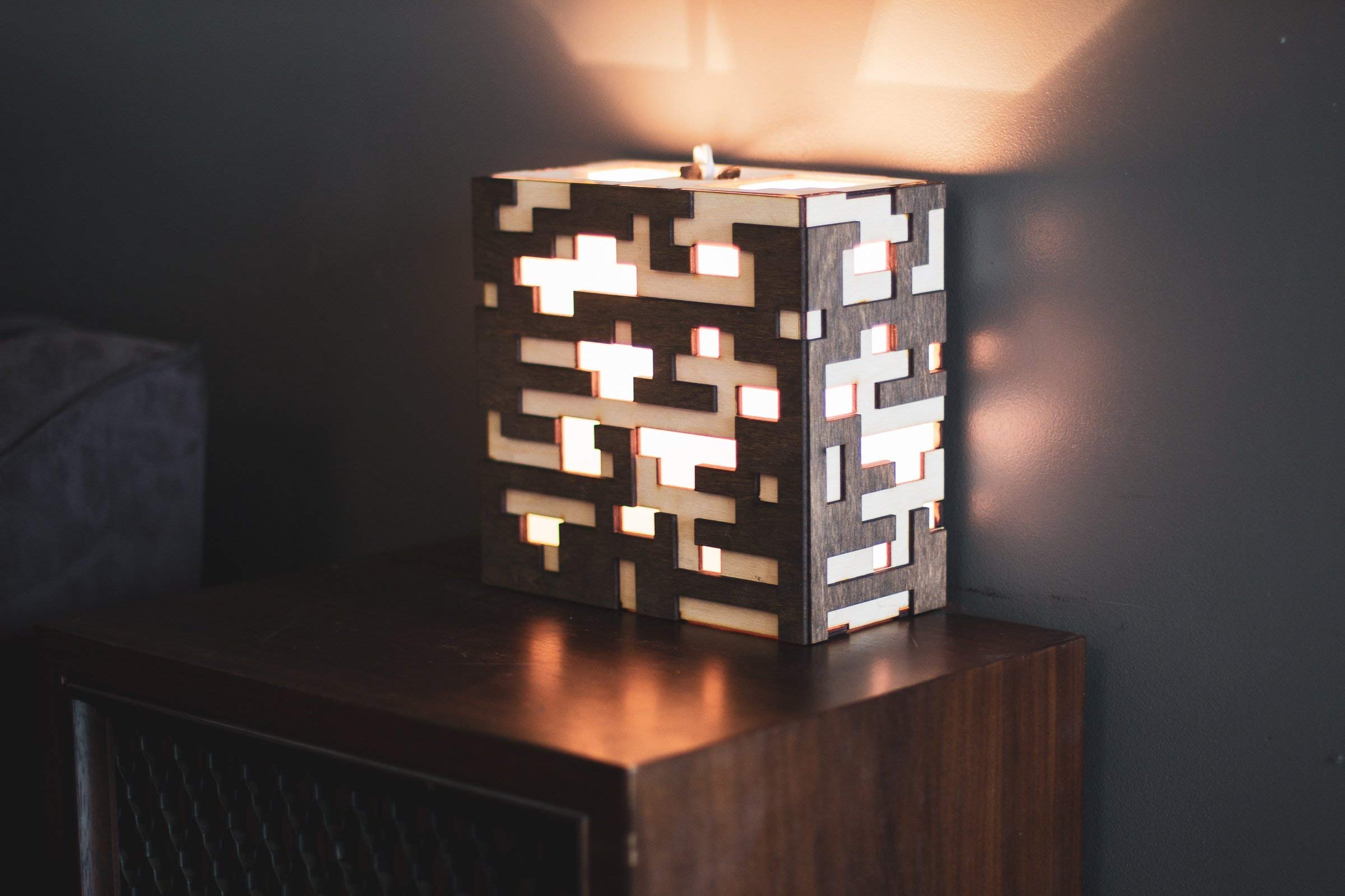 Stylish Ore Lamp - Modern Decorative LED Table Light for Bedroom, Living Room & Office - Perfect for Night Reading, Ambiance & Home Decor