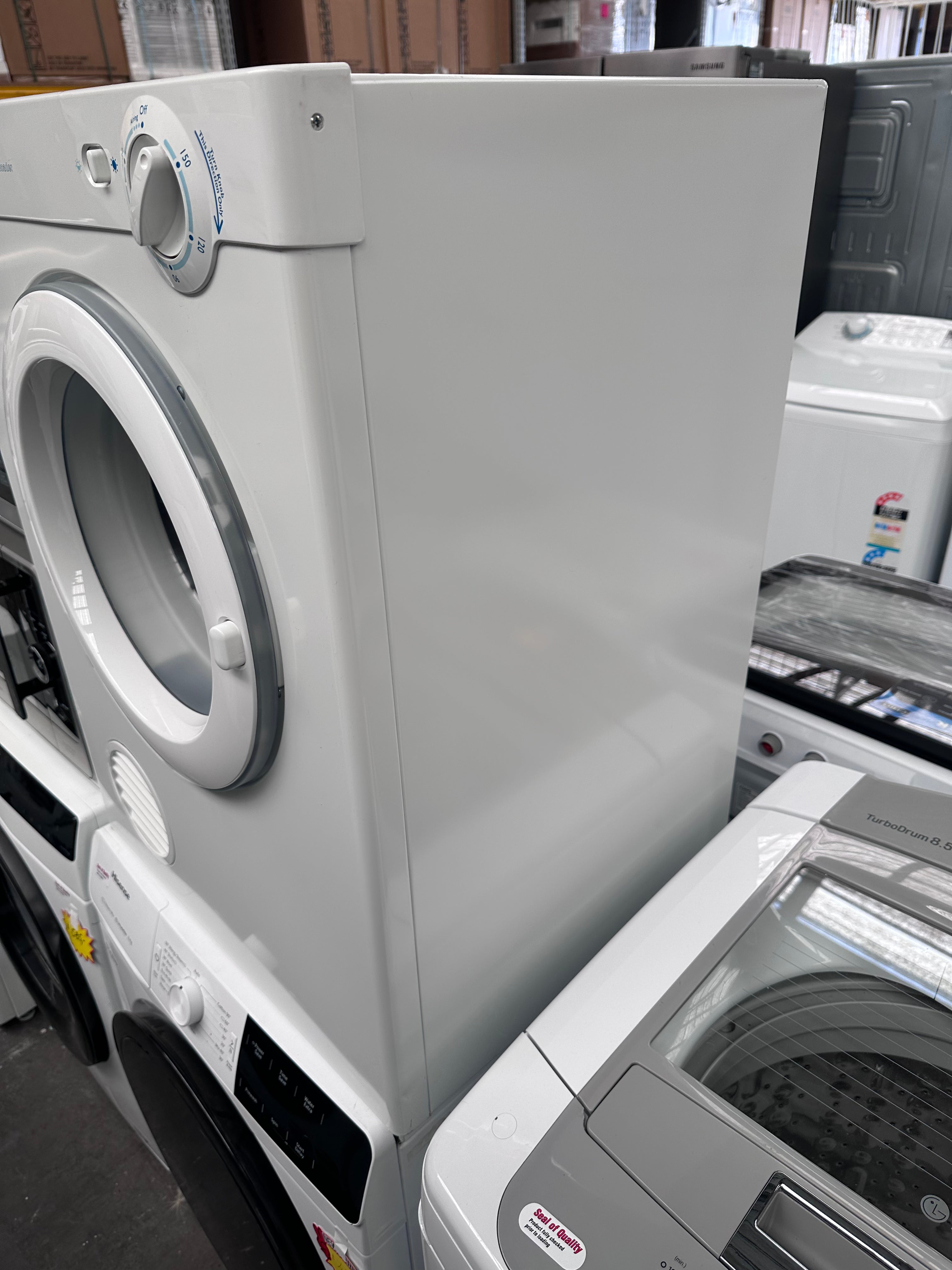 Refurbished Simpson 5kg Compact Clothes Dryer - Energy Efficient Laundry Solution for Apartments, Dorms & Small Spaces