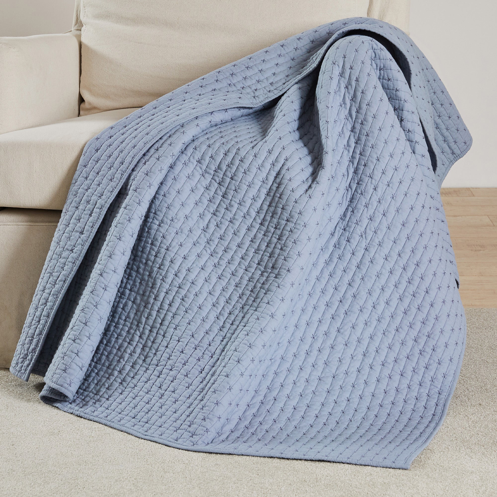 Handmade Cross Stitch Quilted Throw Blanket - Cozy Soft Bedspread for Sofa, Bed & Couch - Perfect for Winter Warmth, Home Decor & Gift Giving