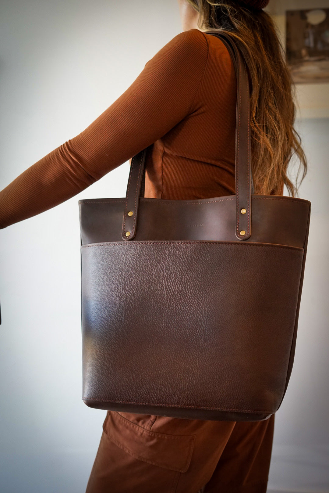 Stylish Two-Tone Tote Bag in Pebbled Cappuccino & Sienna Brown - Perfect for Work, Travel & Shopping | Durable & Fashionable Handbag for Women