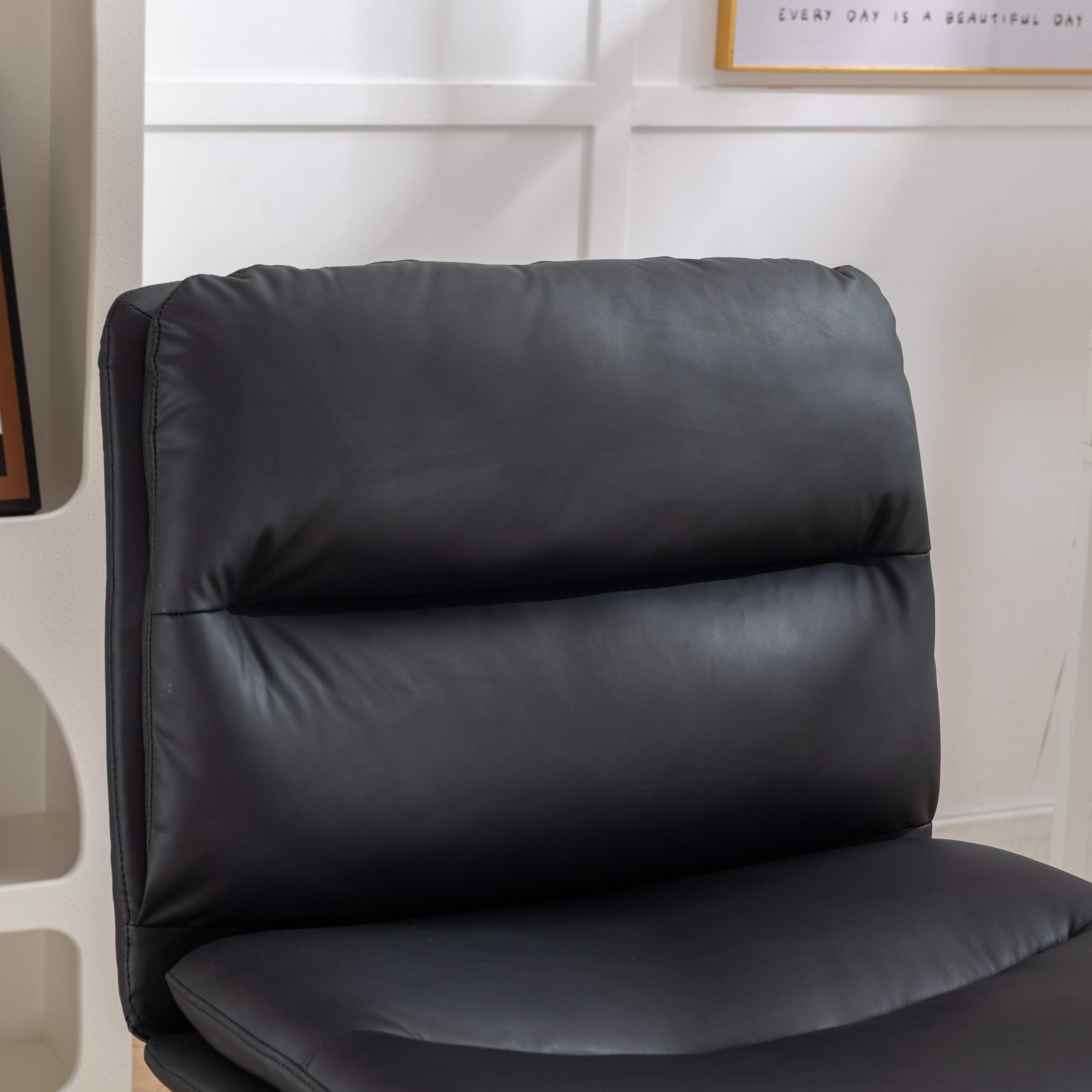 Roundhill Furniture Bizerte Adjustable Swivel Criss Cross Chair - Wide Seat Ergonomic Office Chair for Home & Workspace - Perfect for Desk Work, Gaming & Study Sessions