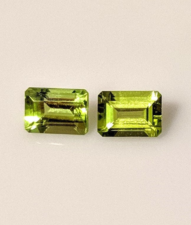 Natural Genuine Pakistani Peridot Loose Stones - 7x5mm Emerald Cut, 2.05tcw VVS, August Birthstone (Matched Pair) - Perfect for Jewelry Making, Engagement Rings & Birthstone Gifts