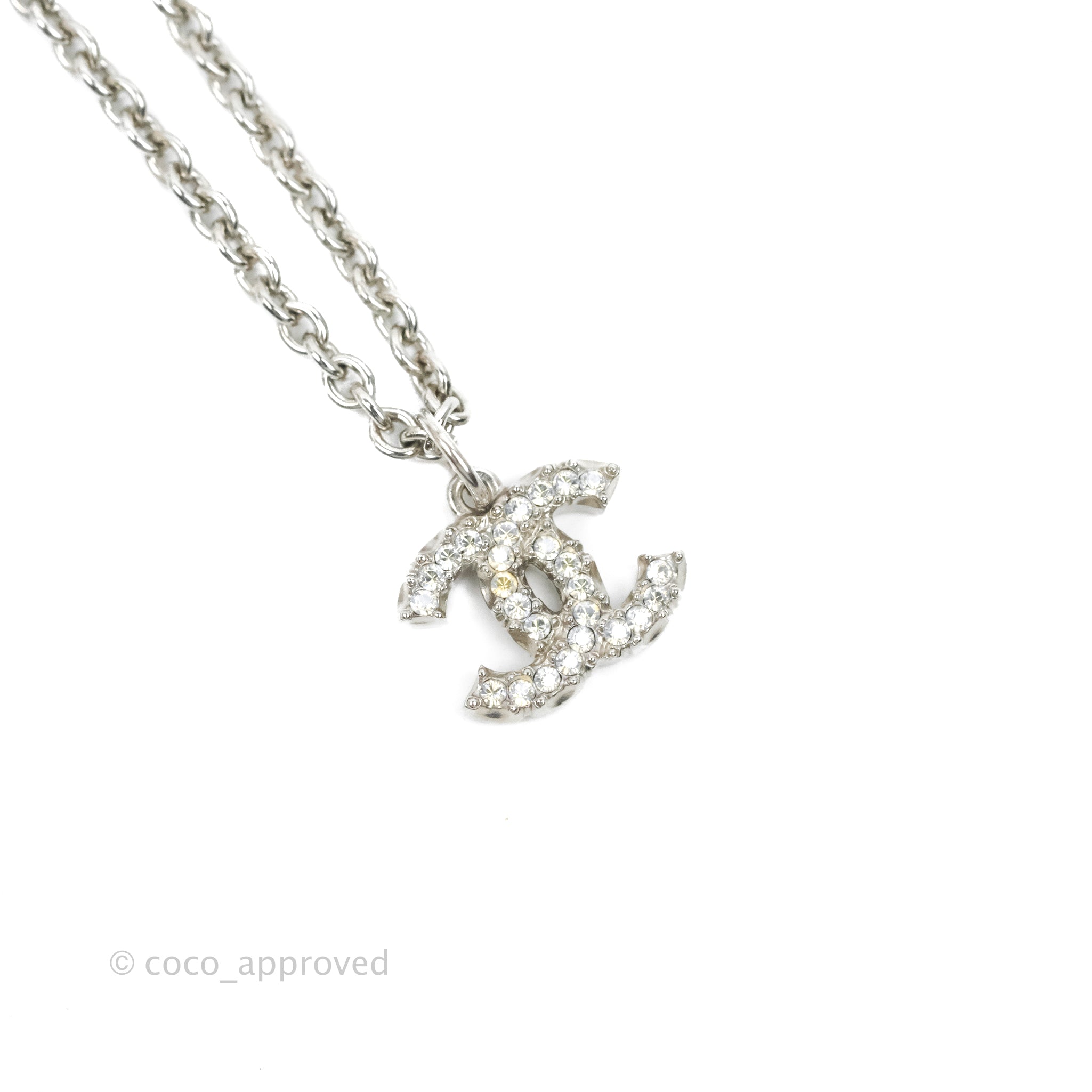 Chanel CC Crystal Pearl Rhinestone Necklace Silver Tone 17K - Elegant Jewelry for Women, Perfect for Parties, Weddings & Special Occasions