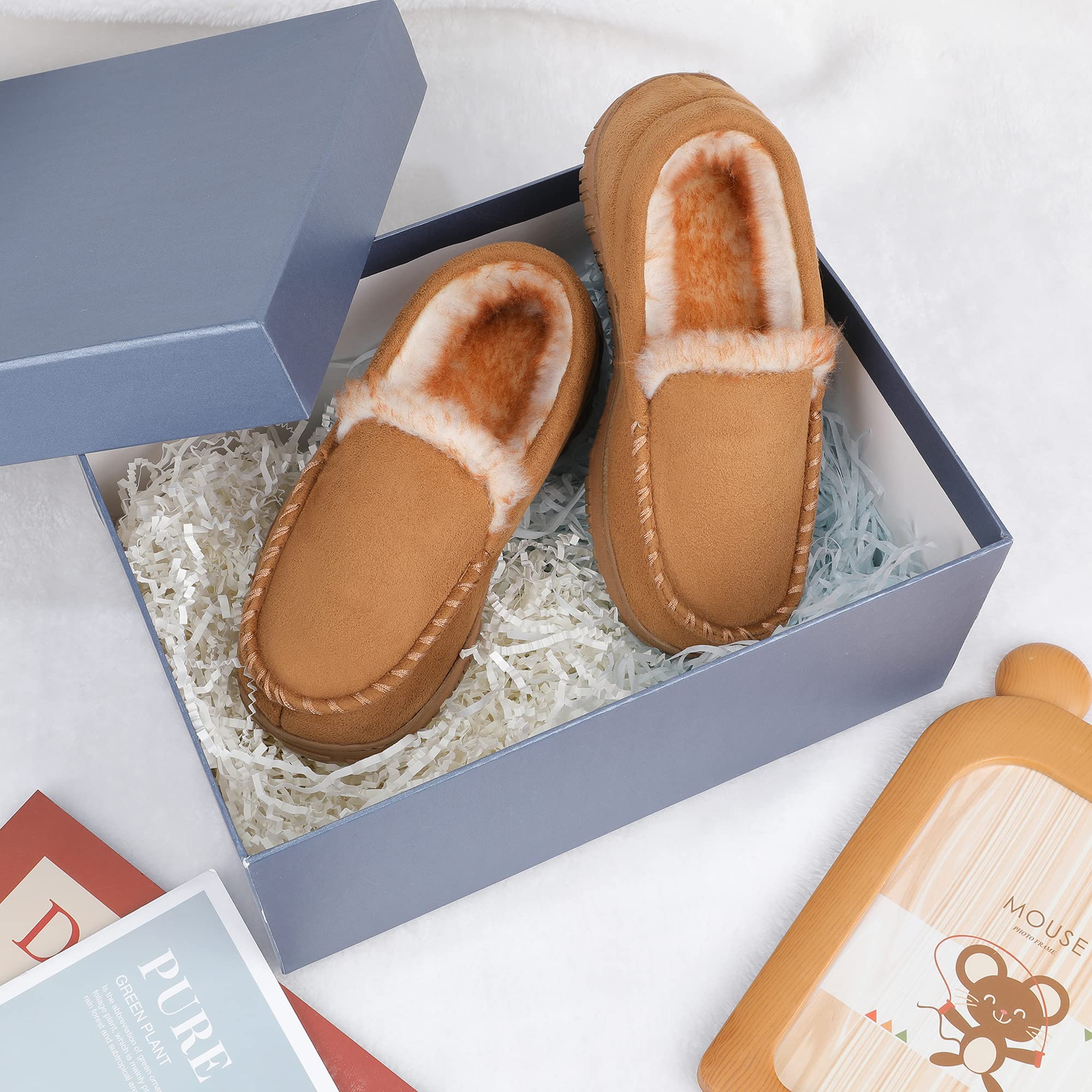 **Boys & Girls Memory Foam Moccasin Slippers - Non-Slip Indoor/Outdoor House Shoes for Kids - Perfect for Home, School & Playtime**
