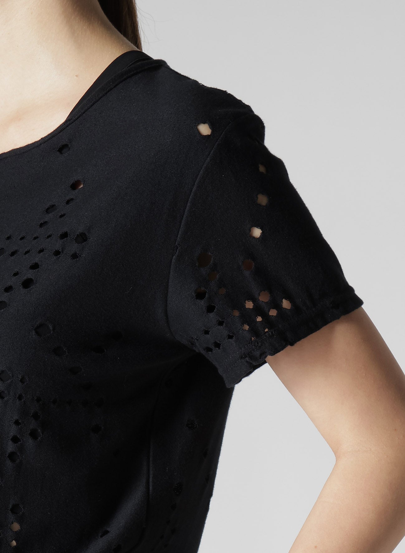 Breathable Cotton Jersey Short Sleeve T-Shirt with Unique Hole Design - Casual Summer Tee for Men & Women | Perfect for Outdoor Activities, Beach Wear, and Everyday Comfort