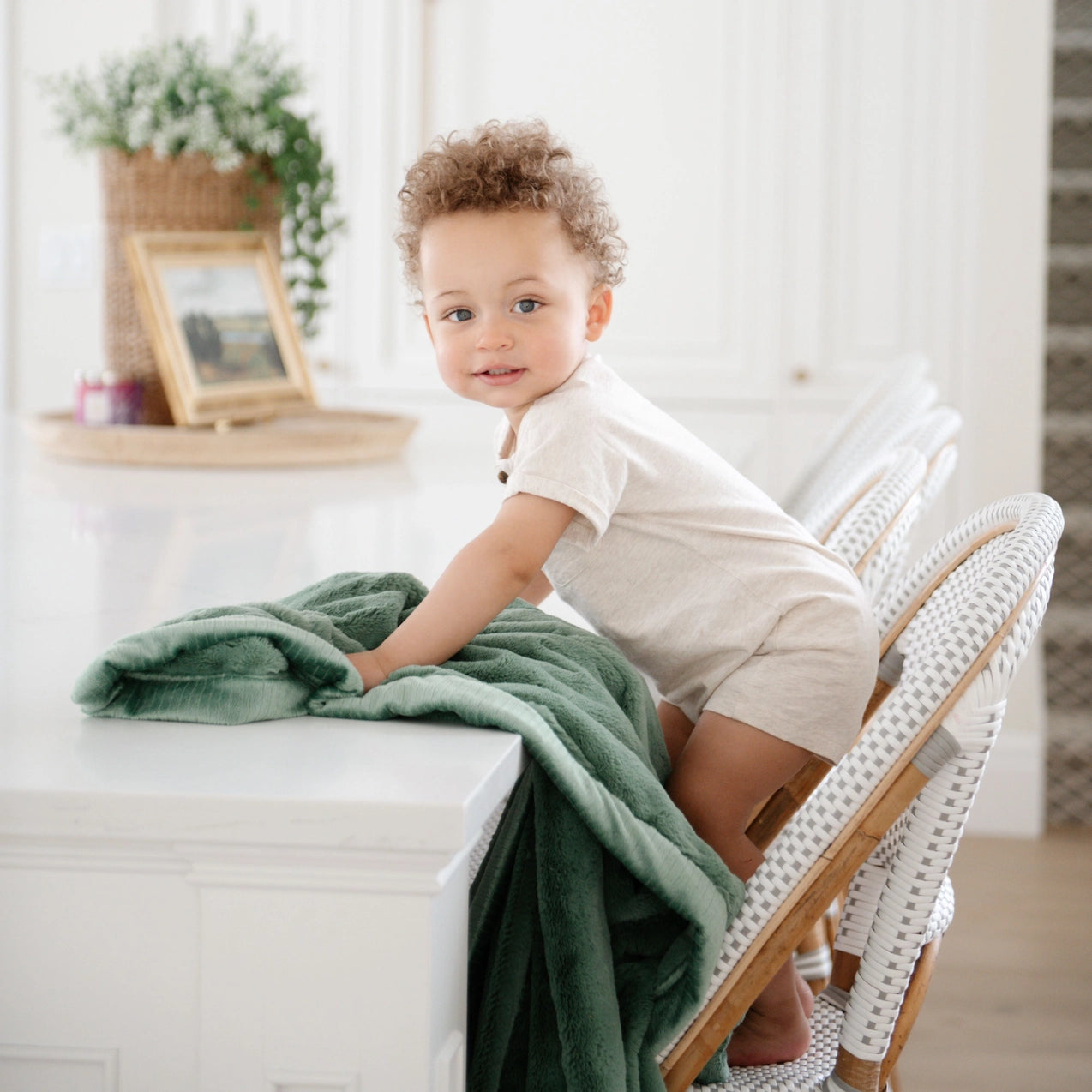 Lush Soft Seagrass Receiving Blankets for Babies - Cozy Swaddle Blankets for Newborns, Infants & Toddlers - Perfect for Nursery, Stroller, Car Seat & Bedtime