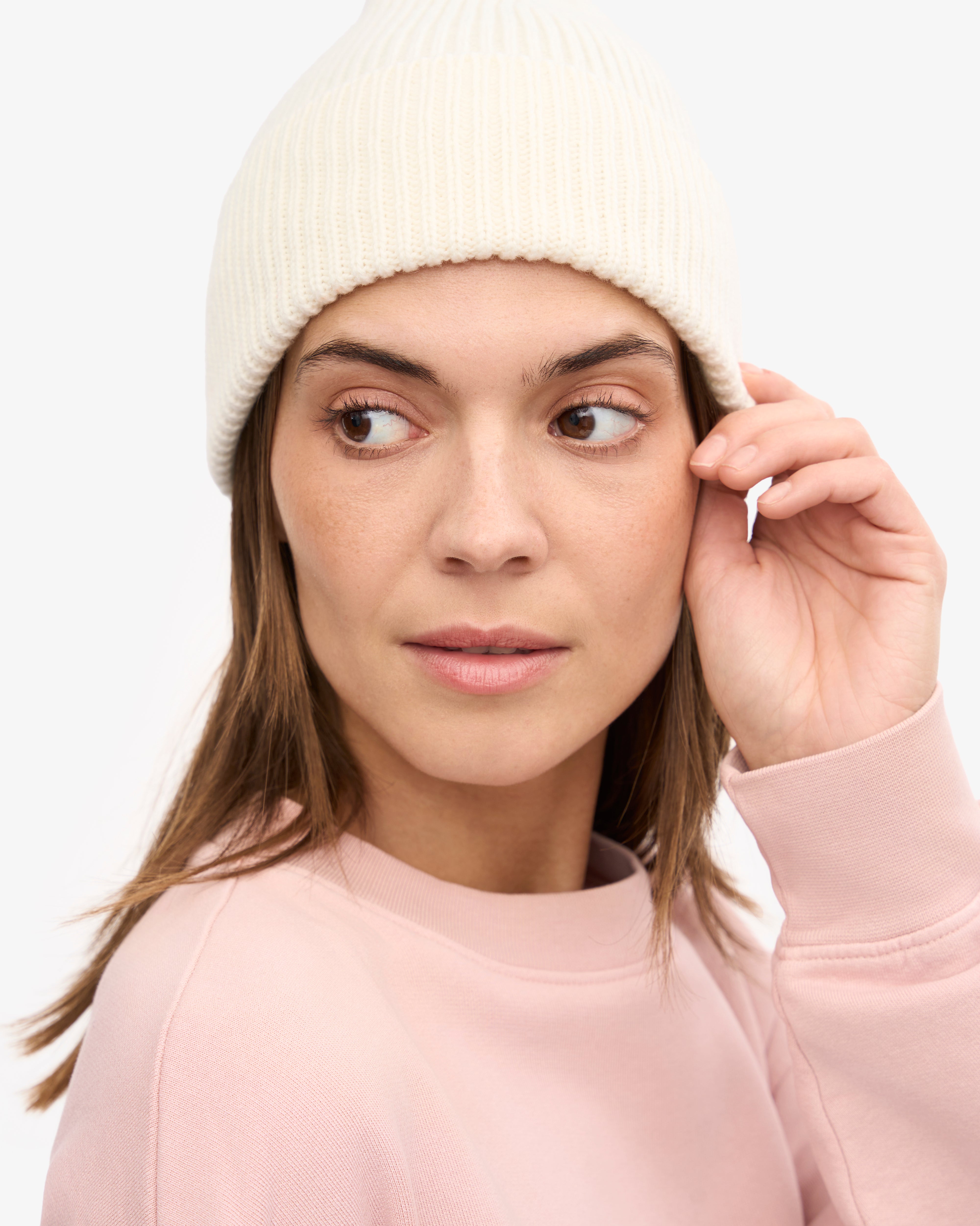 Premium Merino Wool Beanie Hat for Men & Women - Soft & Warm Winter Accessory in Optical White - Perfect for Skiing, Hiking & Outdoor Activities