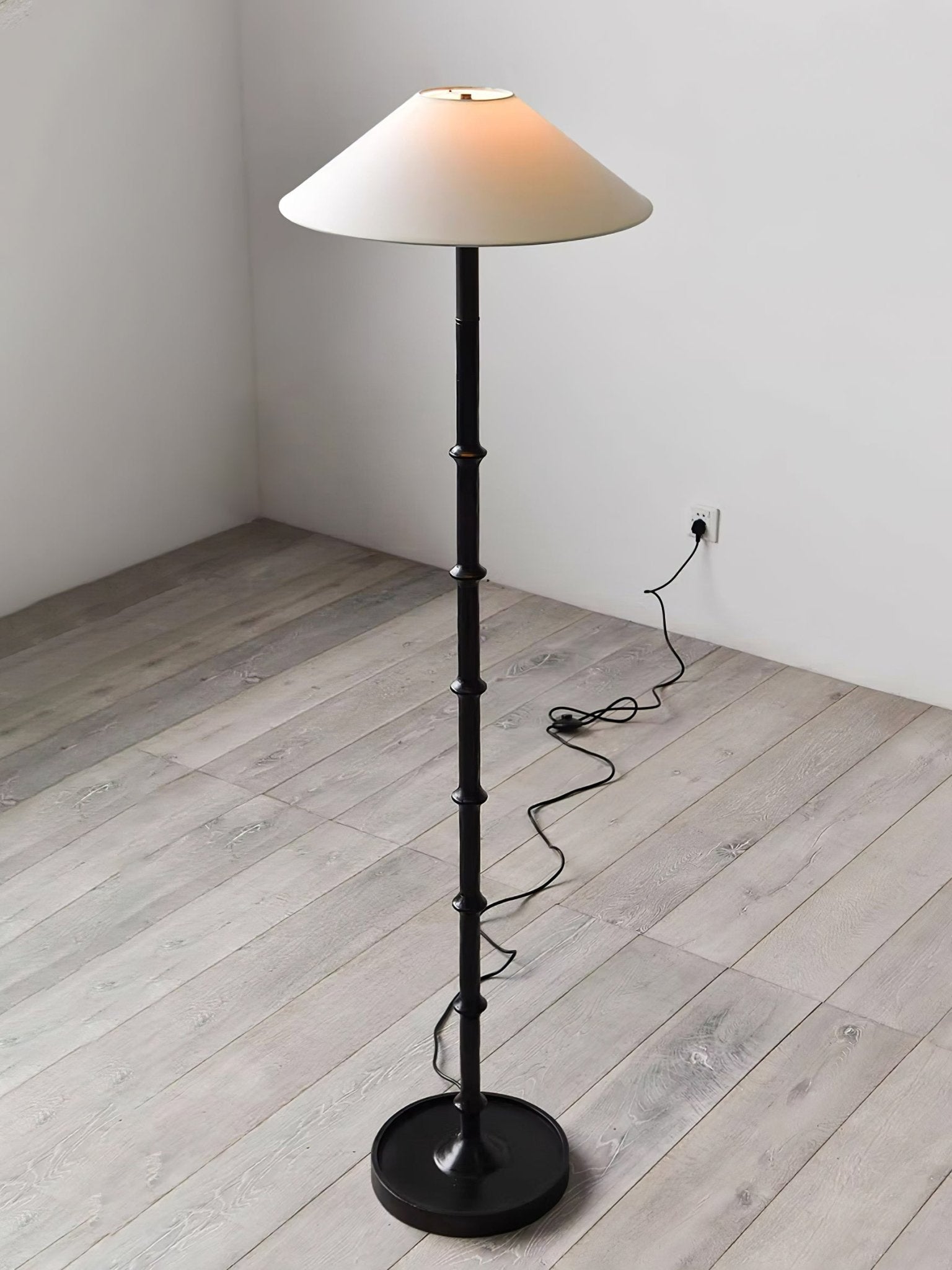 Modern Bamboo Knot Floor Lamp - Handwoven Natural Rattan Light for Living Room, Bedroom & Office - Perfect for Boho, Farmhouse & Coastal Decor Styles