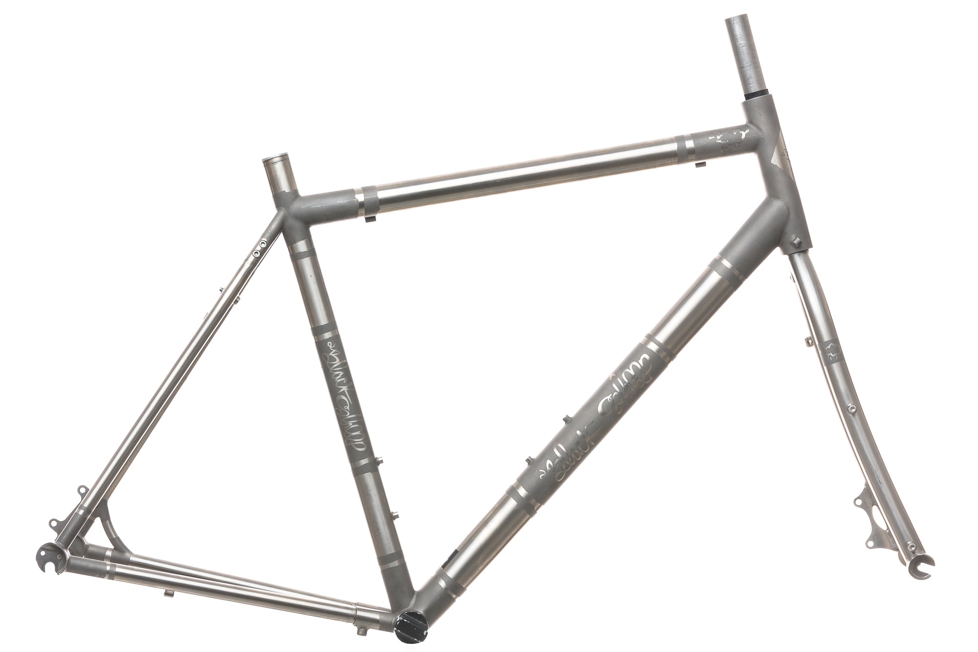 Custom Titanium Disc Road Bike 55cm - Lightweight & Durable for Racing & Commuting | Perfect for Urban Riding & Long-Distance Cycling