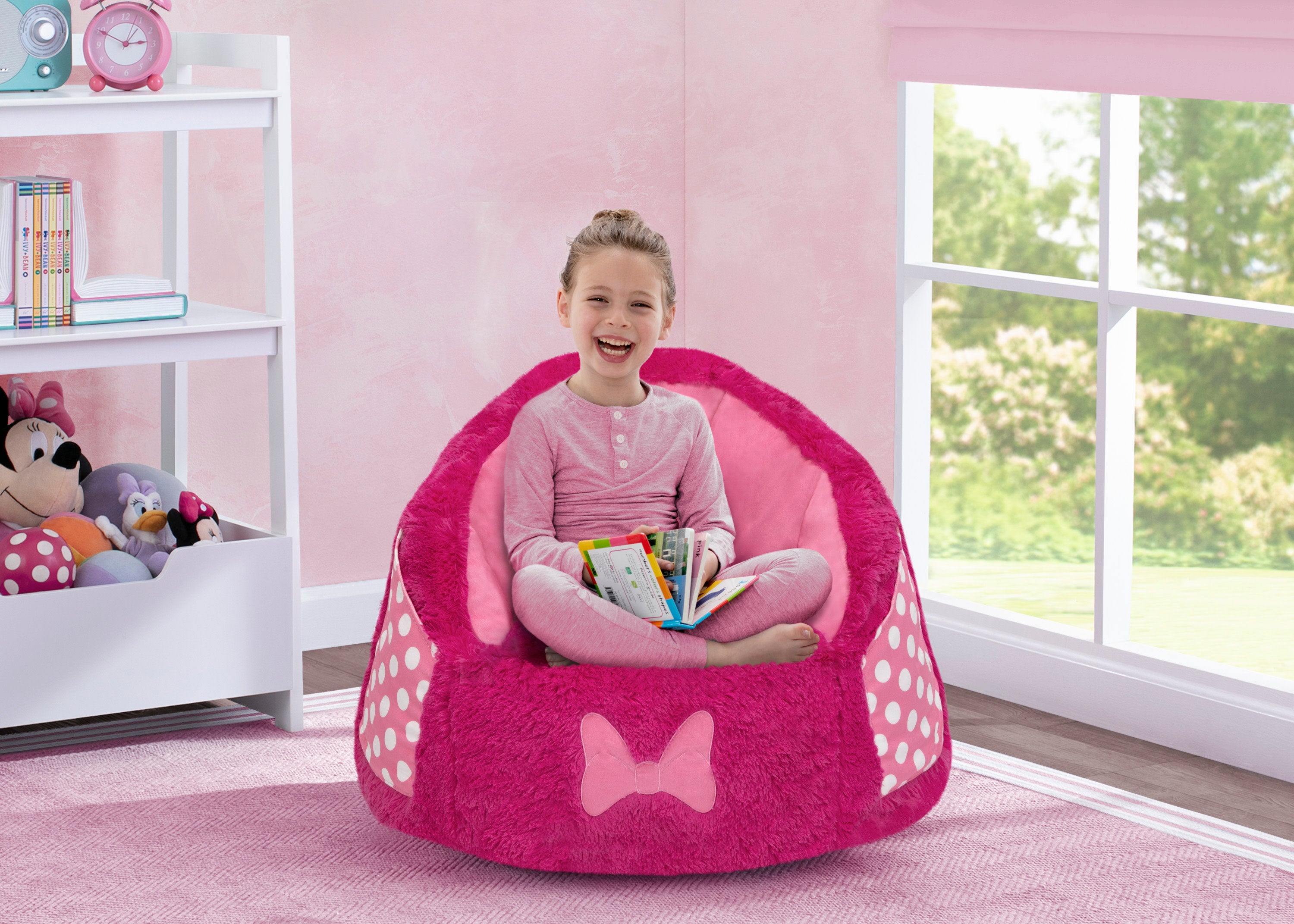 Minnie Mouse Cozee Fluffy Chair for Toddlers - Soft Plush Kids Armchair for Ages 2-6 Years Old - Perfect for Playrooms, Bedrooms & Reading Nooks