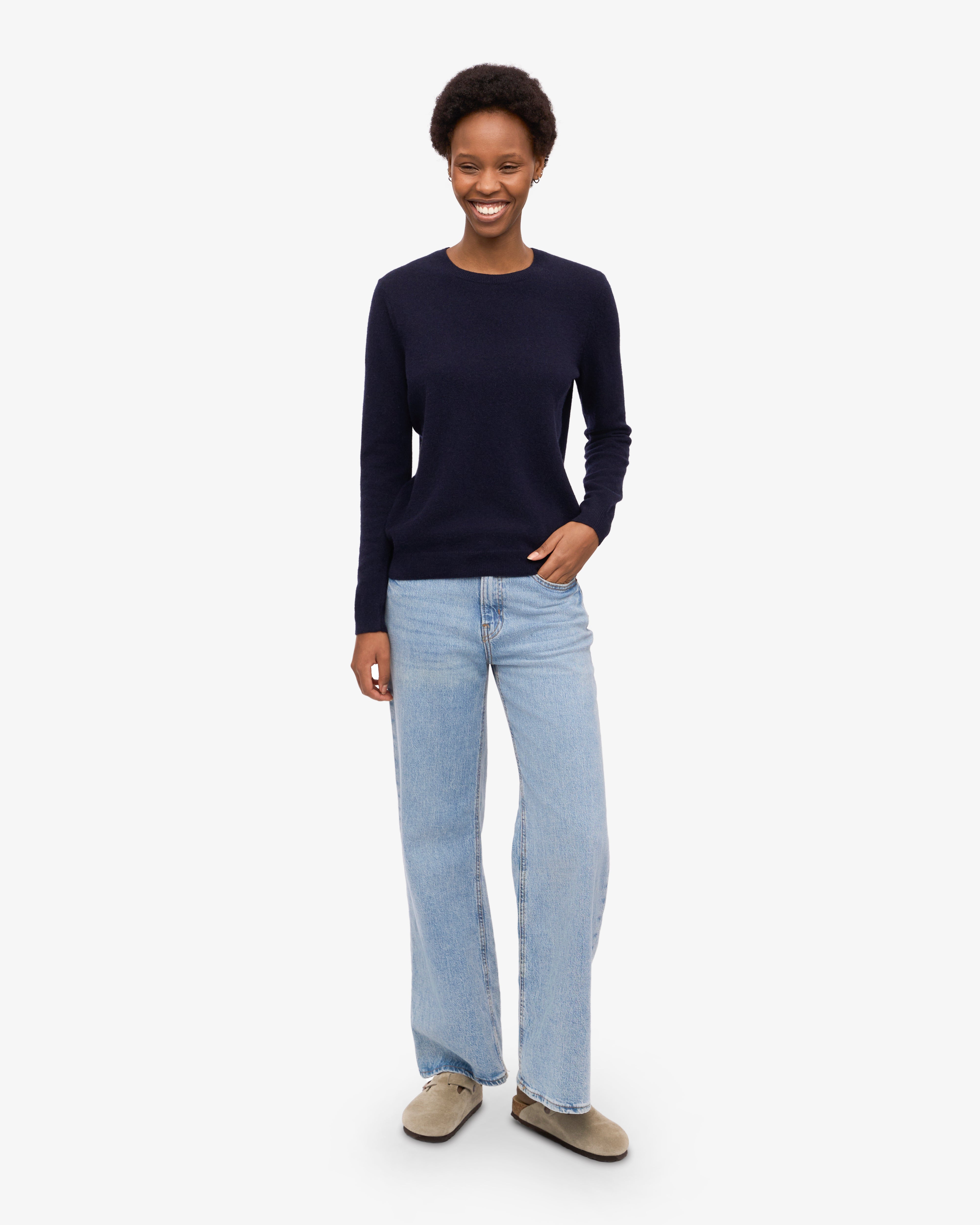 Women's Lightweight Merino Wool Crew Neck Sweater - Navy Blue | Soft & Warm Winter Pullover for Casual Outfits & Office Wear