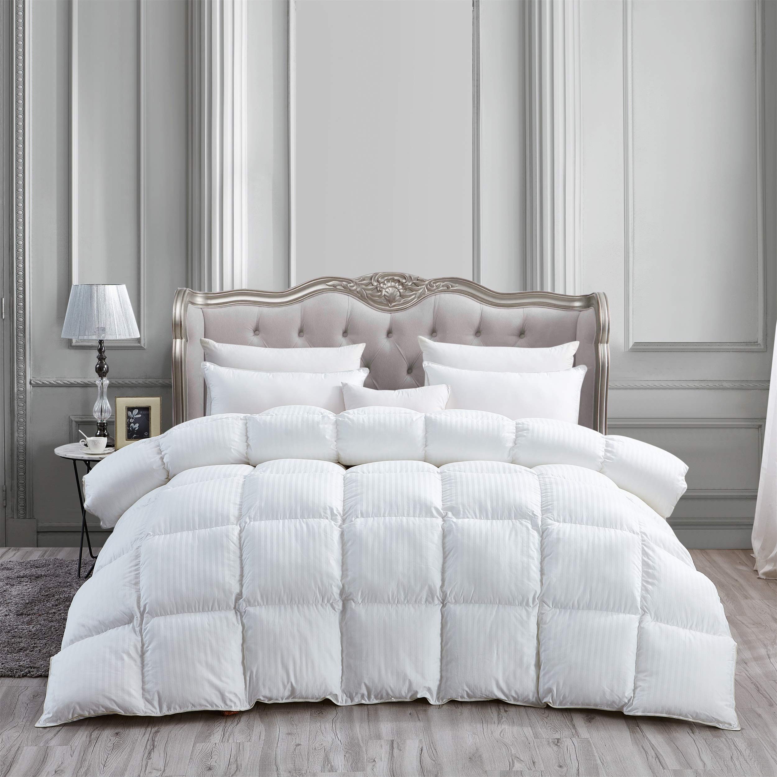 Premium King Size Goose Down Feather Comforter - 100% Egyptian Cotton Cover, 70oz Fill Weight - Ultra Soft & Hypoallergenic Bedding for All Seasons | Perfect for Master Bedrooms, Guest Rooms & Luxury Hotels (King, White Stripe)