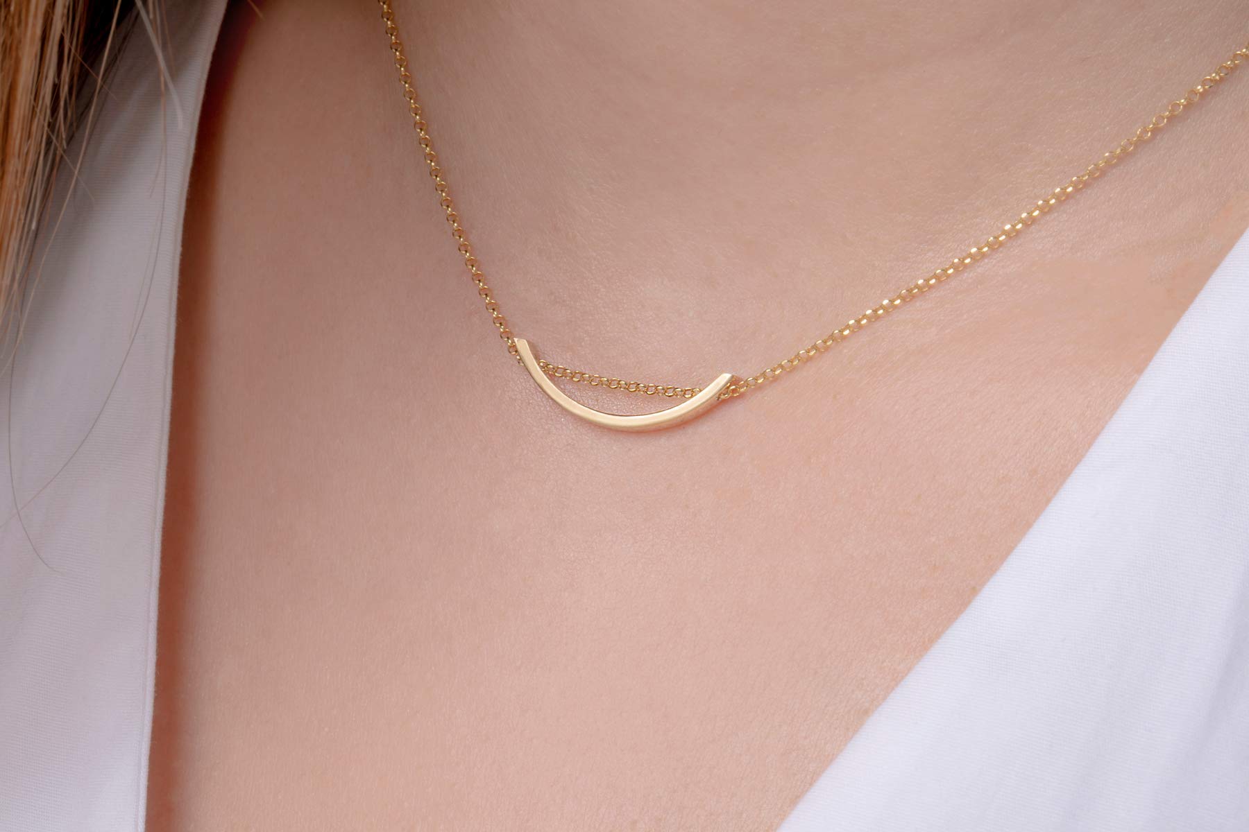 Elegant Jewelry Box - Floating Bar Necklace for Women, 9K 14K 18K Solid Gold Curved Bar Necklace | Perfect for Gifts, Date Nights & Special Occasions