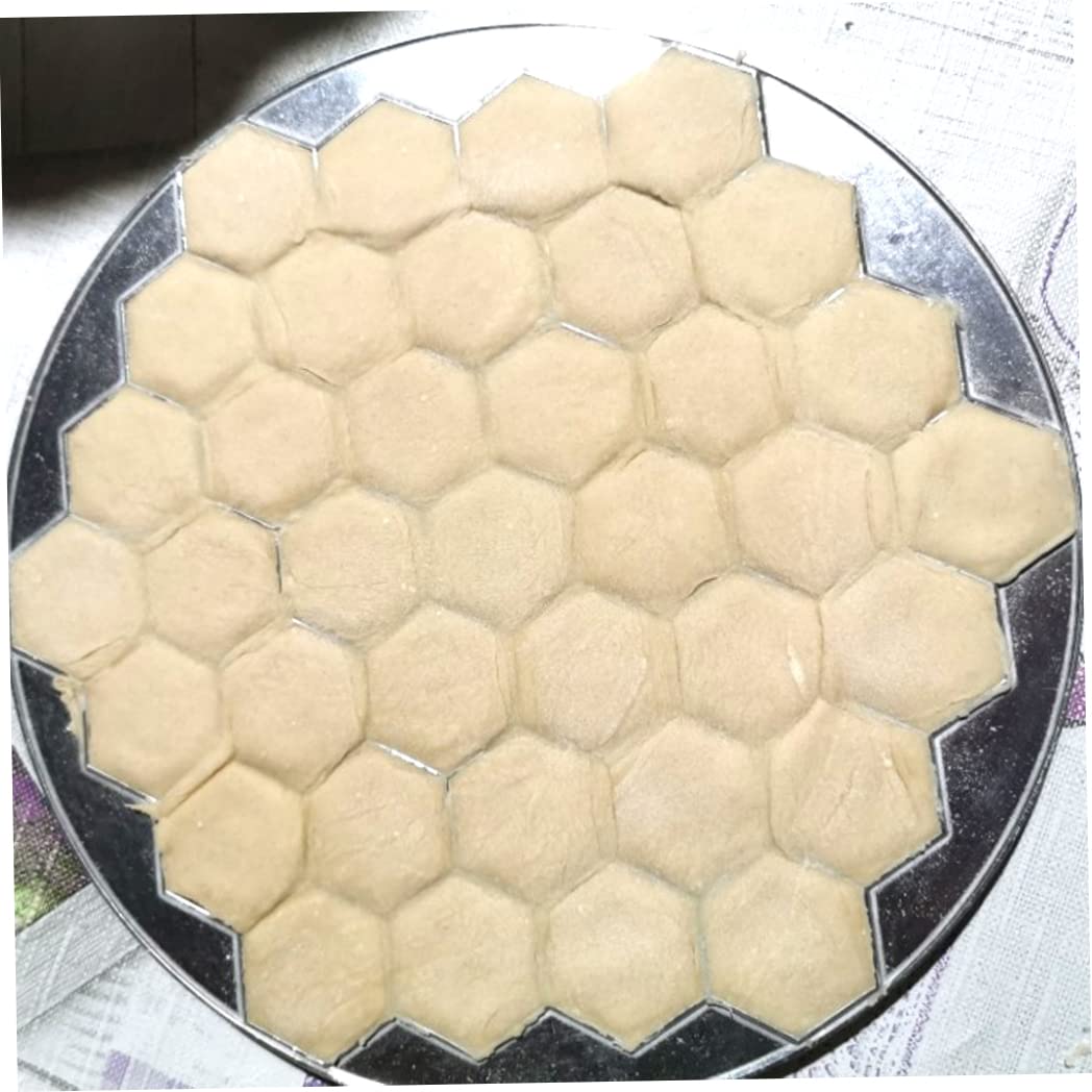 Russian Pelmeni Dumpling Maker - Stainless Steel Dumpling Press & Pelmeni Mold - Perfect for Home Cooking, Restaurant Supplies & DIY Food Making (Great for Dumplings, Pierogi, Gyoza & More)