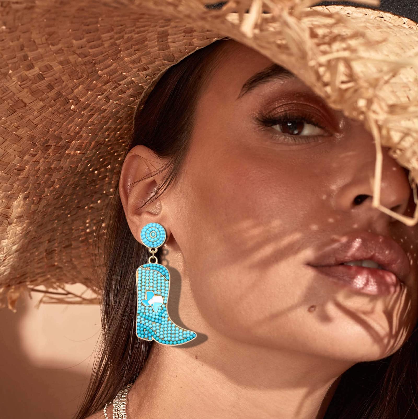 Western Cowgirl Boot Earrings for Women - Boho Beaded Dangle Drop Y2K Jewelry - Perfect for Parties, Festivals & Country-Themed Events