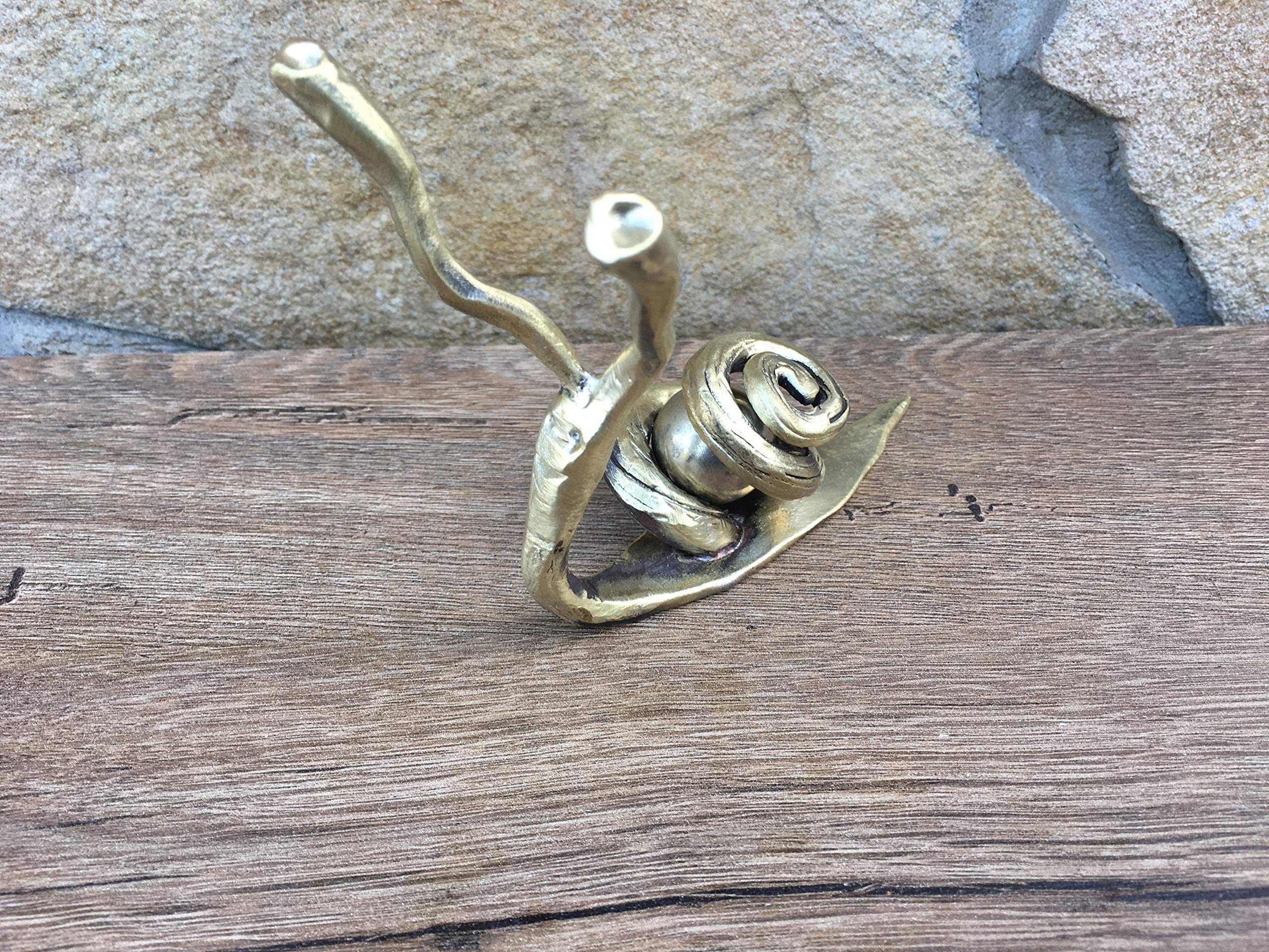 Handcrafted Bronze Snail Sculpture - Unique 8th & 19th Anniversary Gift for Couples - Elegant Bronze Home Decor for Him & Her - Perfect for Wedding Anniversaries, Housewarming, and Office Desk Decor