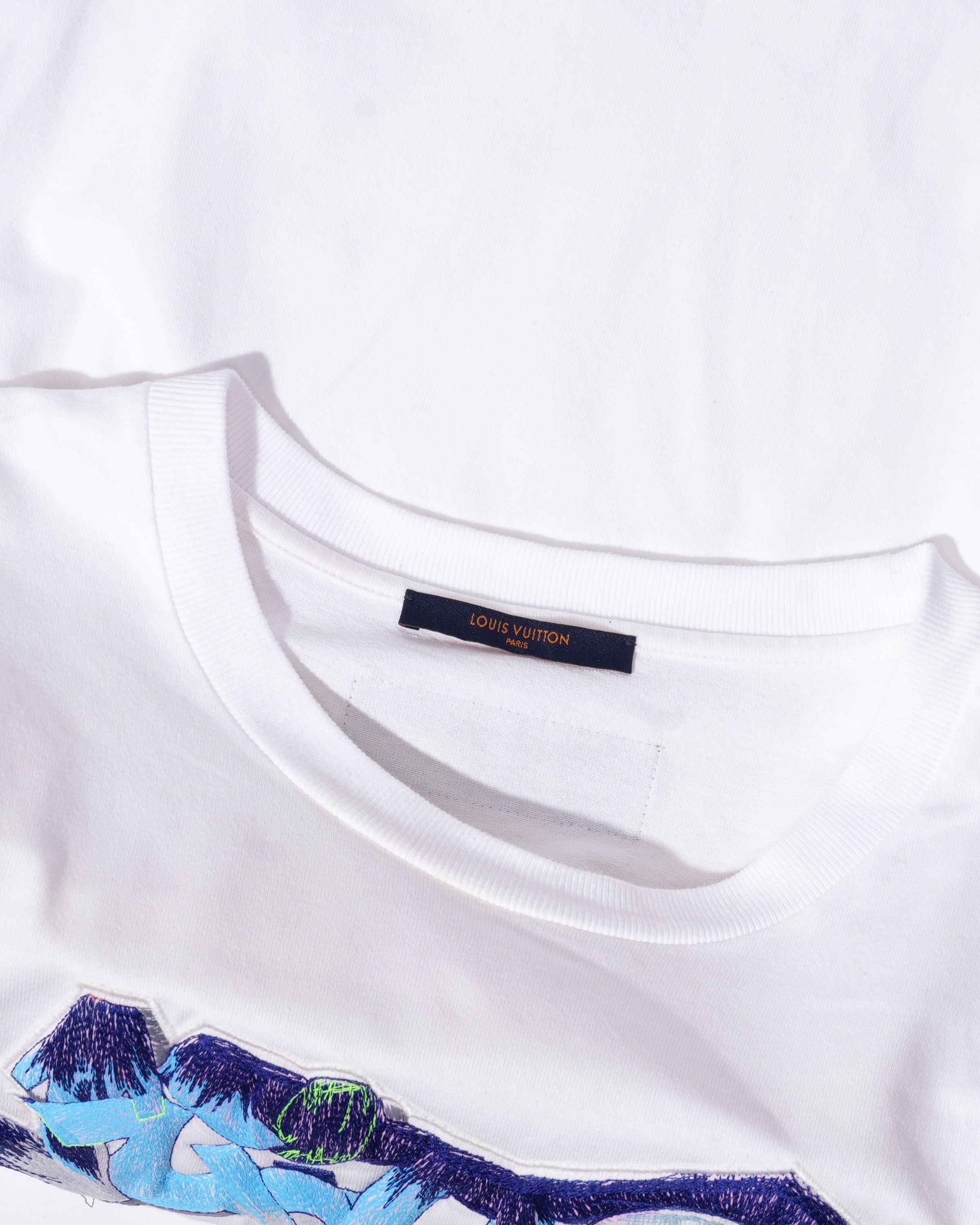 Trendy 3D LV Graffiti Embroidered T-Shirt for Men & Women - Streetwear Fashion, Casual Wear & Urban Style Outfits