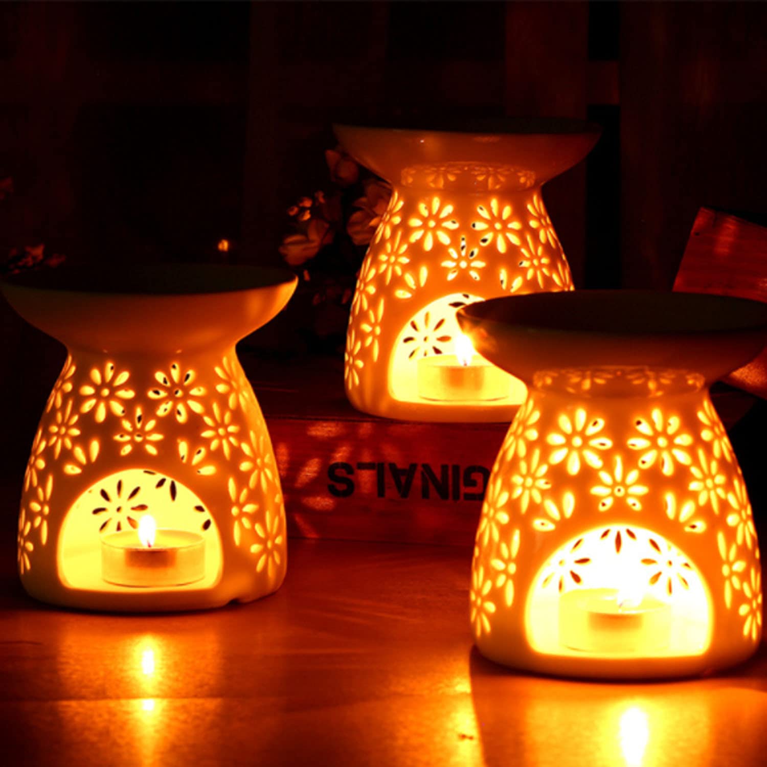 White Ceramic Tealight Candle Holder with Essential Oil Burner & Candle Spoon - Romantic Flower Pattern Aroma Diffuser for Home Decor, Christmas, Housewarming Gifts | Perfect for Relaxation, Spa Nights & Romantic Ambiance