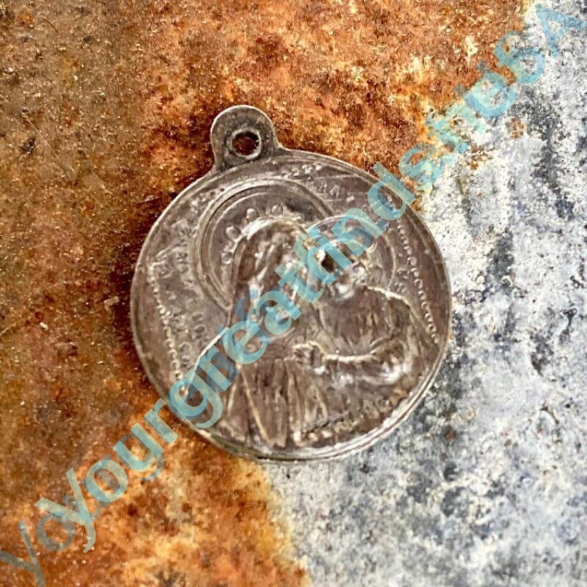 Sterling Silver Sweet Heart of Jesus Pendant Necklace - Religious Devotional Jewelry for Women - Perfect for Gifts, Baptism, First Communion & Faith-Based Occasions