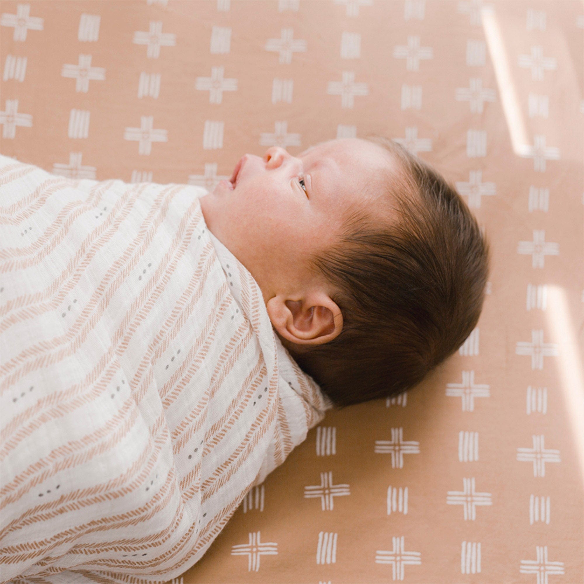Organic Cotton Fitted Crib Sheet for Baby Crib - Soft, Breathable & Hypoallergenic Nursery Bedding - Perfect for Newborns, Toddlers & Daycare Use