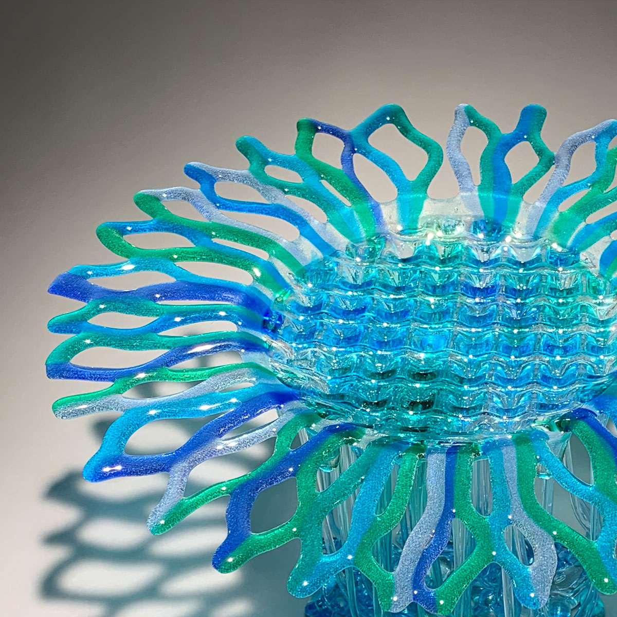 Onda Su Onda Fused Glass Sculpture - Handmade Art Piece for Home Decor, Office & Gift Giving - Perfect for Living Room, Bedroom & Wedding Presents