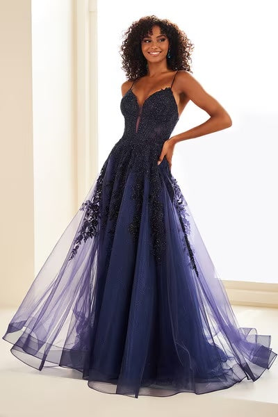 Ellie Wilde EW34036 Elegant Prom Dress for Women - Perfect for Homecoming, Formal Dances & Special Occasions
