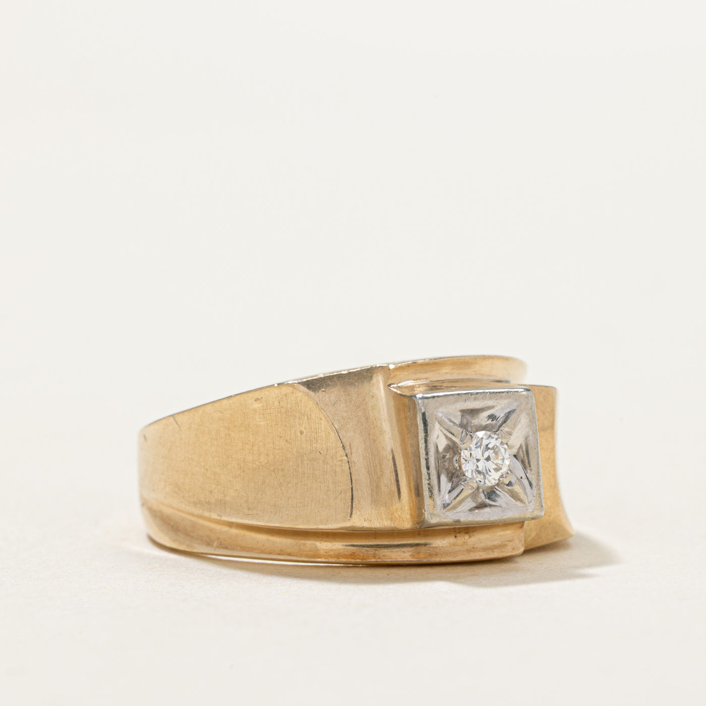 10K Illusion Set Diamond Chunky Ring - 0.075ct Size 8.25 | Elegant Wedding Band, Anniversary Gift for Her | Perfect for Bridal Jewelry, Engagement Rings & Special Occasions