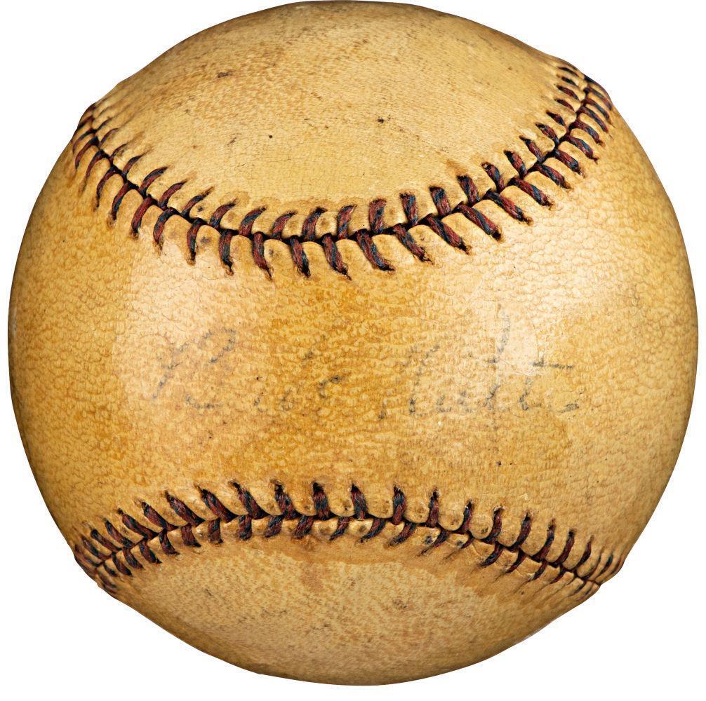 Authentic Babe Ruth & Lou Gehrig Signed New York Yankees Baseball - PSA/BAS Certified - Perfect for Baseball Memorabilia Collectors & Yankees Fans Display