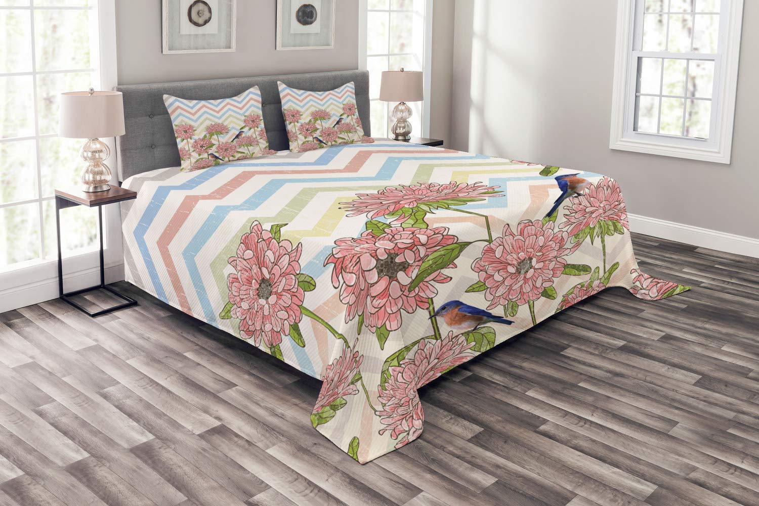 Ambesonne Floral Bedspread Set - Vintage Peony Flowers & Birds Design on Grunge Zigzags, King Size 3-Piece Quilted Coverlet with 2 Pillow Shams, Multicolor | Perfect for Boho Chic Bedroom, Guest Room Decor & Cozy Farmhouse Style