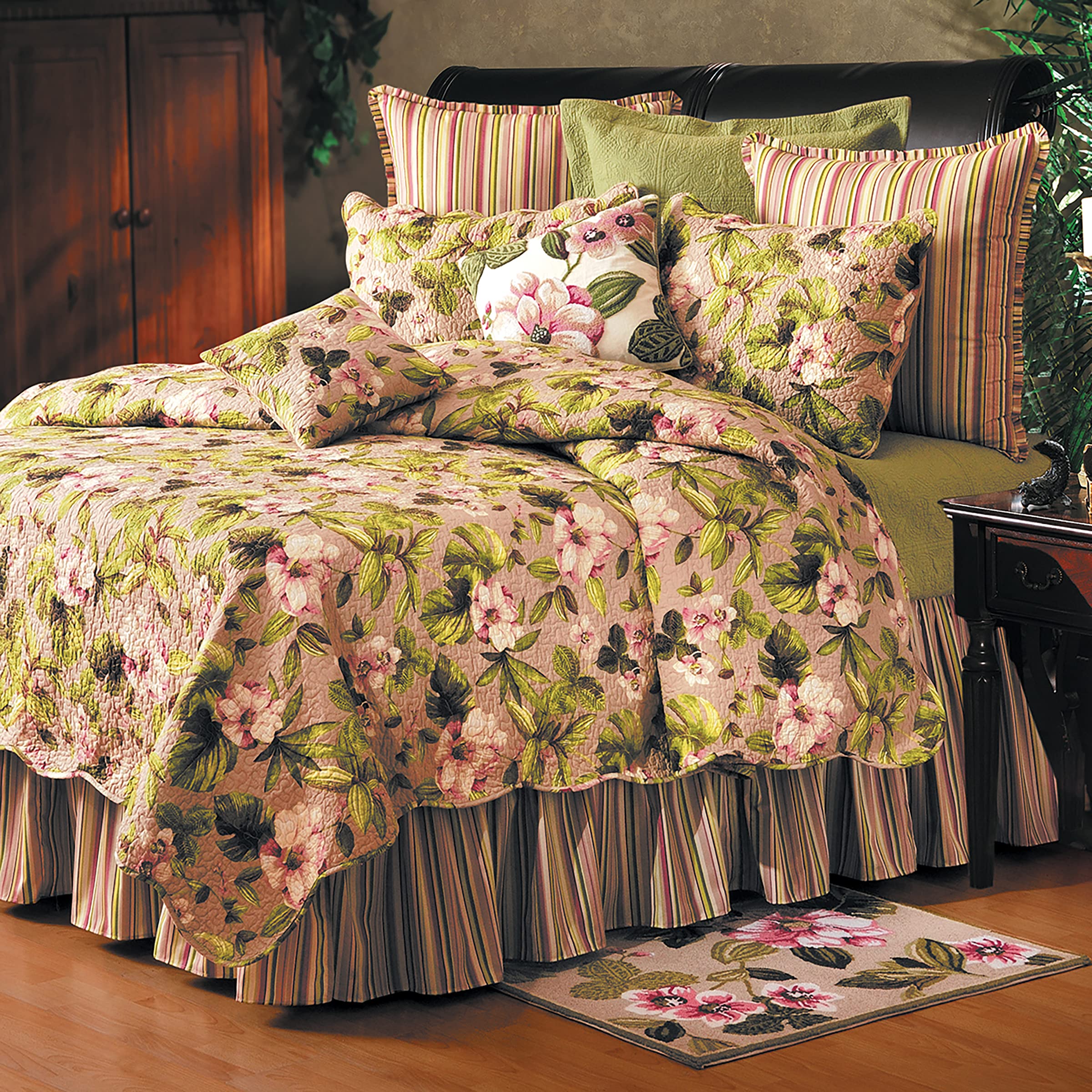 **C&F Home Juliette Floral Full/Queen Quilt - 100% Cotton Lightweight Reversible Bedspread Coverlet - Machine Washable - Green - Perfect for Bedroom, Guest Room & Dorm Decor**