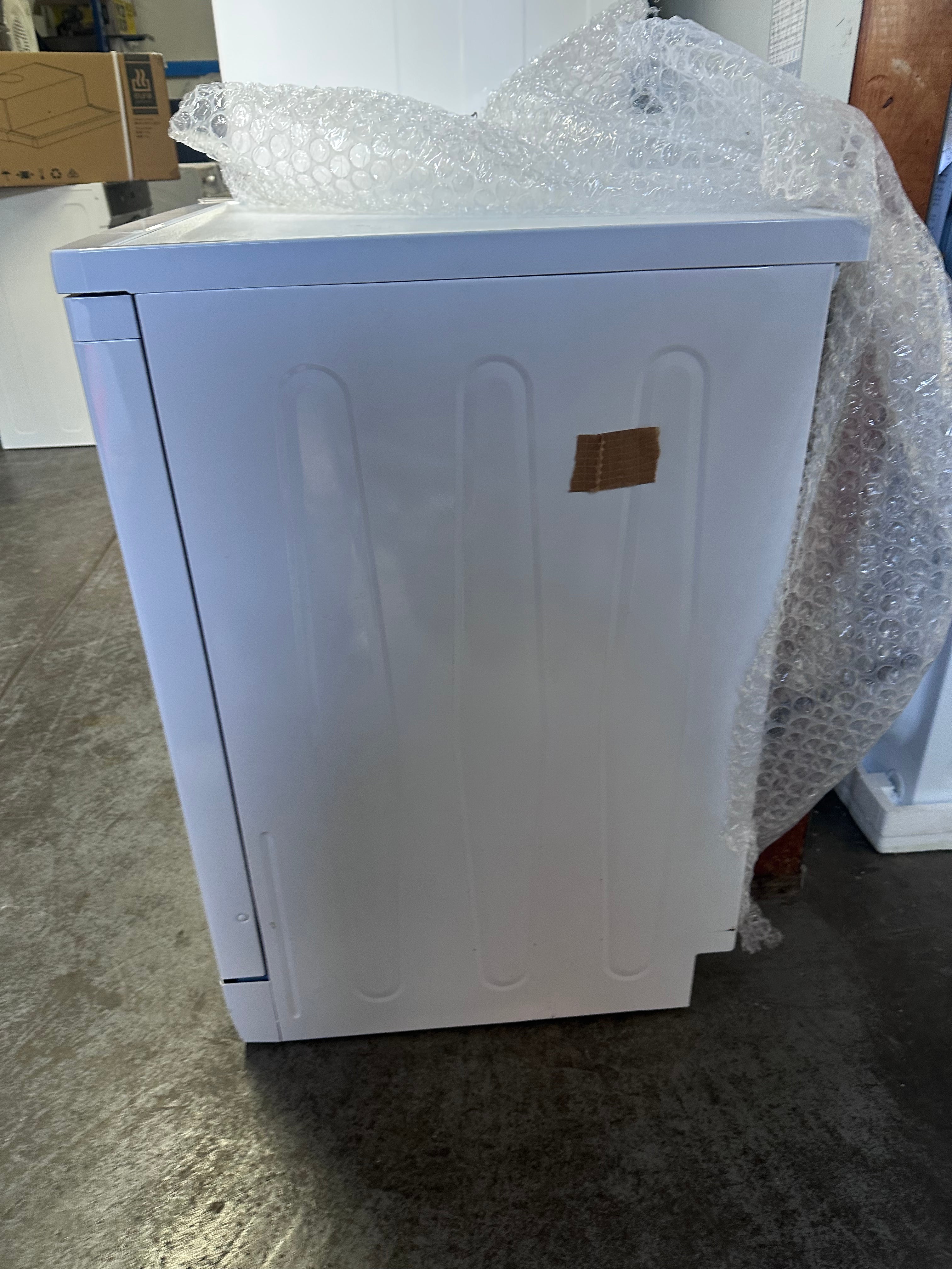 Beko BDFB1630W 16 Place Freestanding Dishwasher in White - Factory Second | Perfect for Large Families & Open Kitchen Spaces