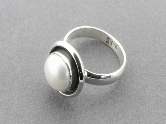 10mm Pearl Double Bezel Silver Ring for Women - Elegant Jewelry Gift for Wedding, Party & Everyday Wear