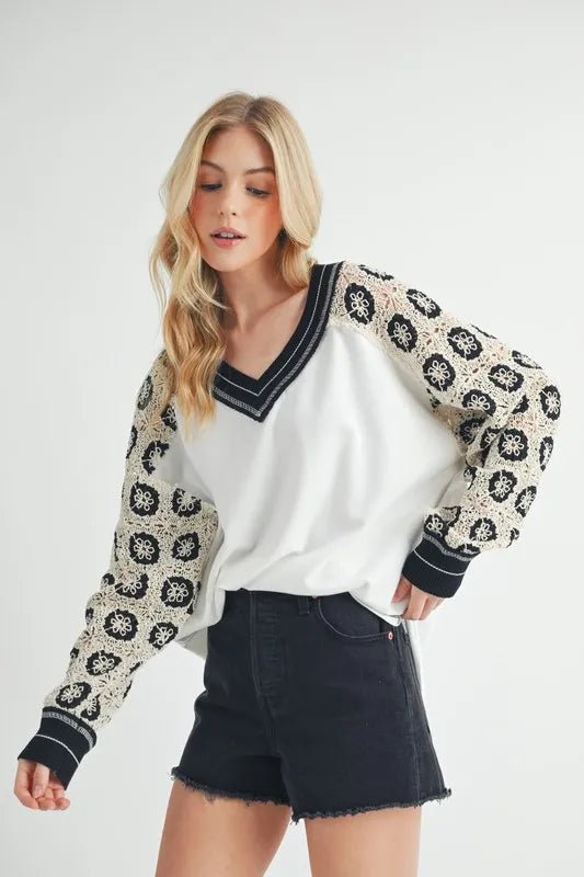 Aemi+Co Women's Crochet Contrast Stitching V-Neck Top - Boho Chic Summer Blouse for Beach, Date Night & Casual Outings
