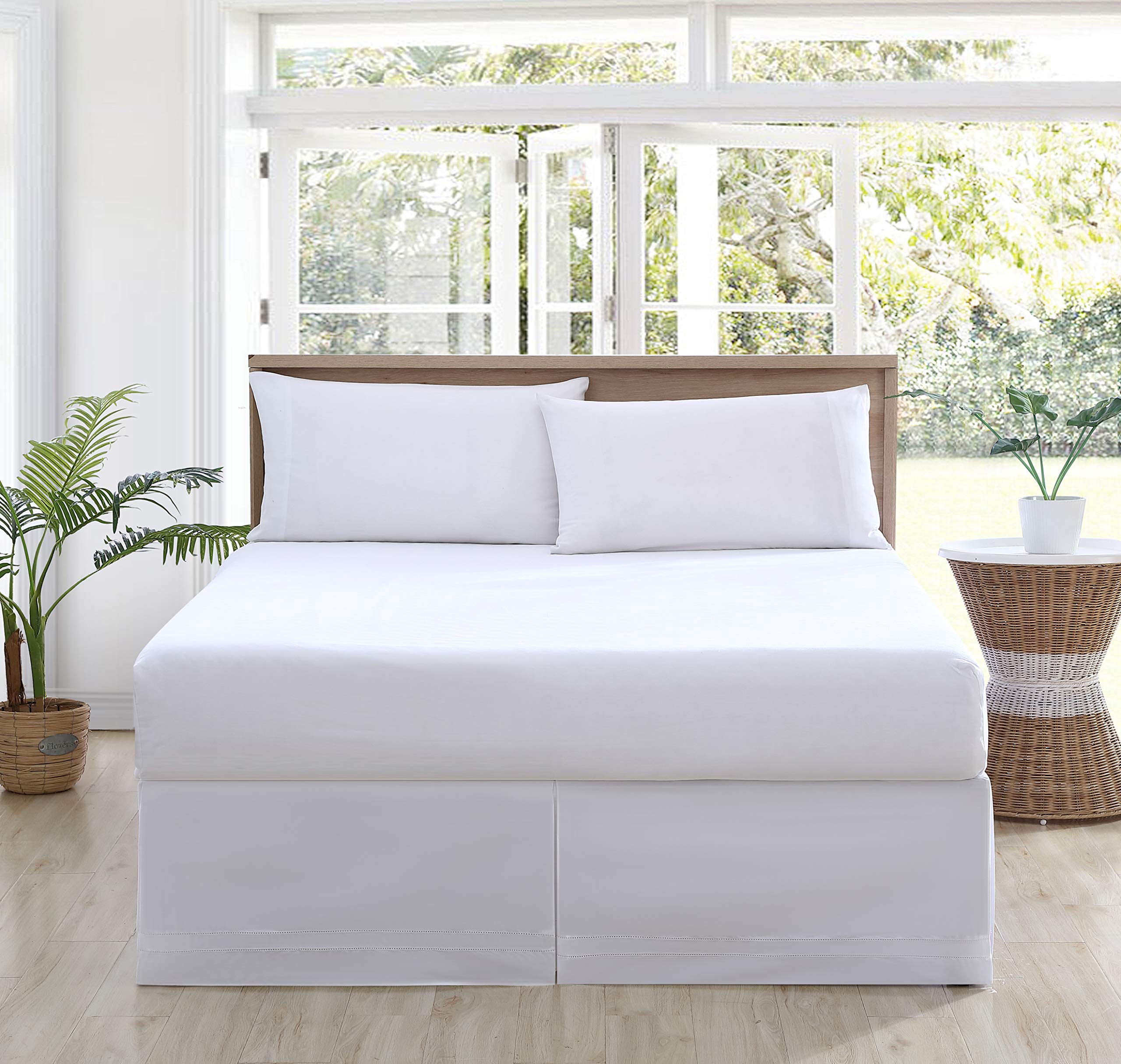 Tommy Bahama King Size Bed Skirt - Soft 100% Cotton Pleated Bedding Set in Solid White - Perfect for Luxury Hotels, Master Bedrooms & Upscale Guest Rooms