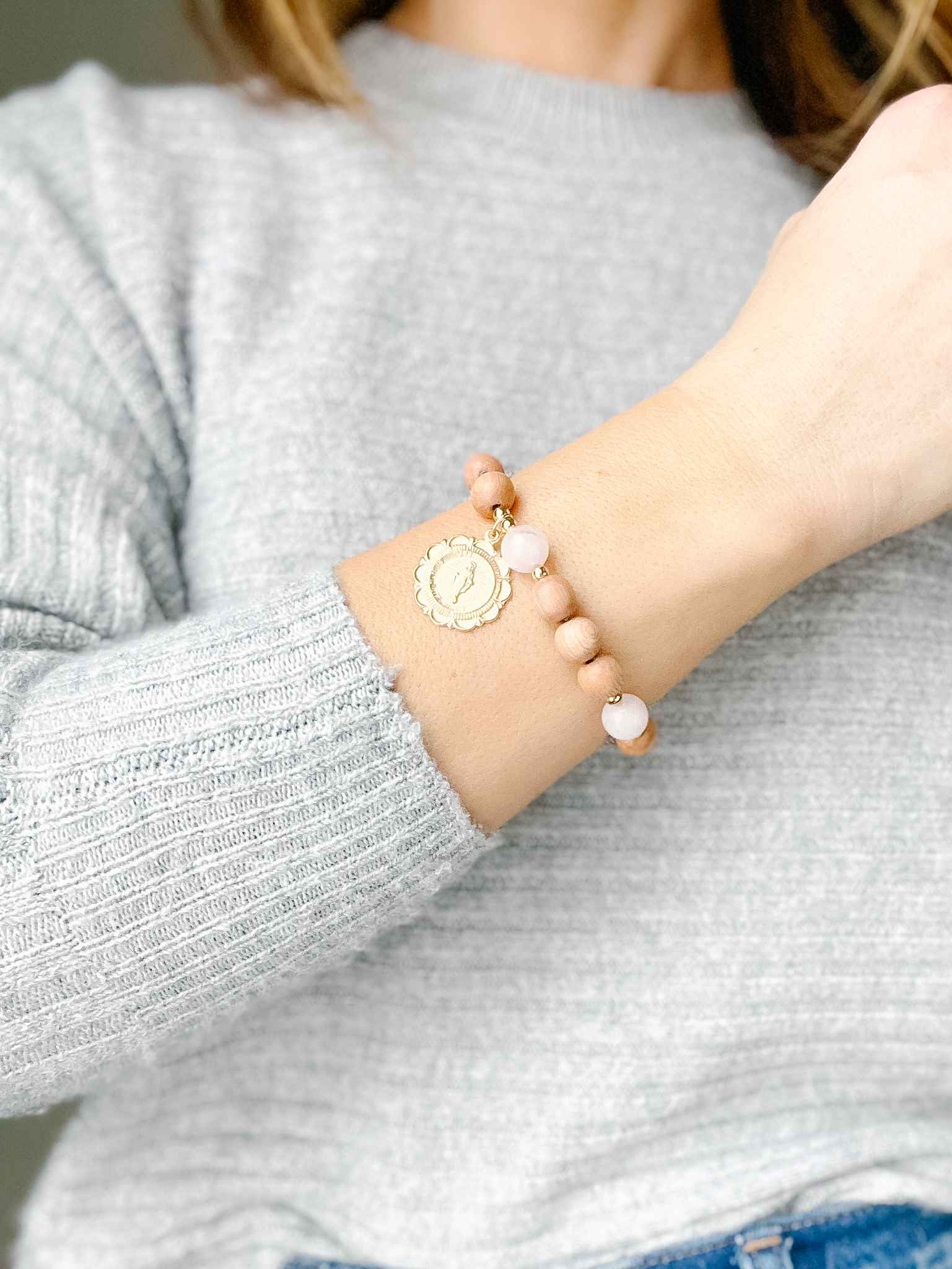 Rose Quartz Rosary Bracelet for Women - Healing Crystal Prayer Beads for Meditation, Stress Relief & Spiritual Protection - Perfect for Yoga, Prayer & Daily Wear