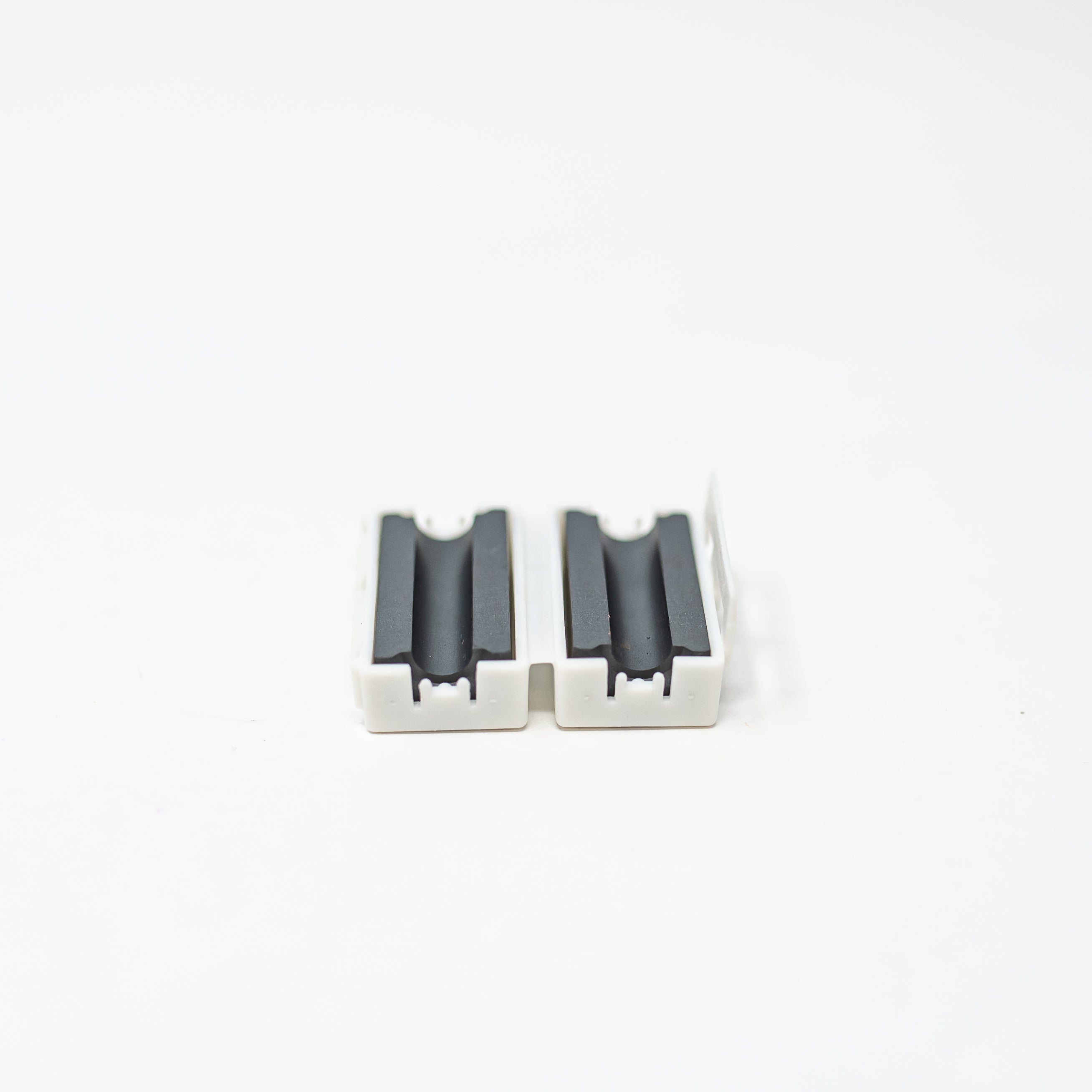 High-Quality Clamp-On Ferrite Bead Inductor for EMI/RFI Noise Suppression - Perfect for Electronics, Cables & Power Supplies