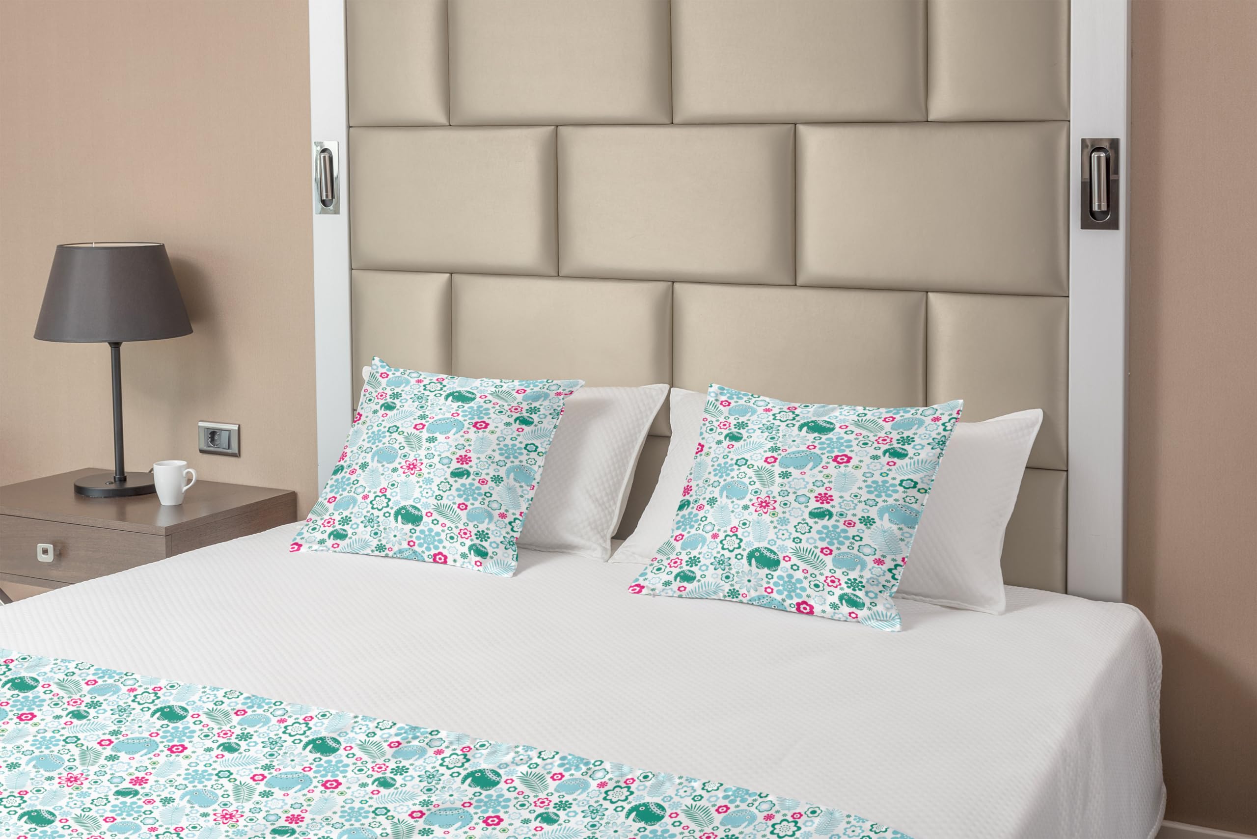 Ambesonne Tropical Animal Bed Runner Set with Exotic Nature Leaves - Queen Size, Sea Green & Pale Blue - Decorative Bedding Scarf & Pillow Sham for Hotels, Homes, and Guest Rooms