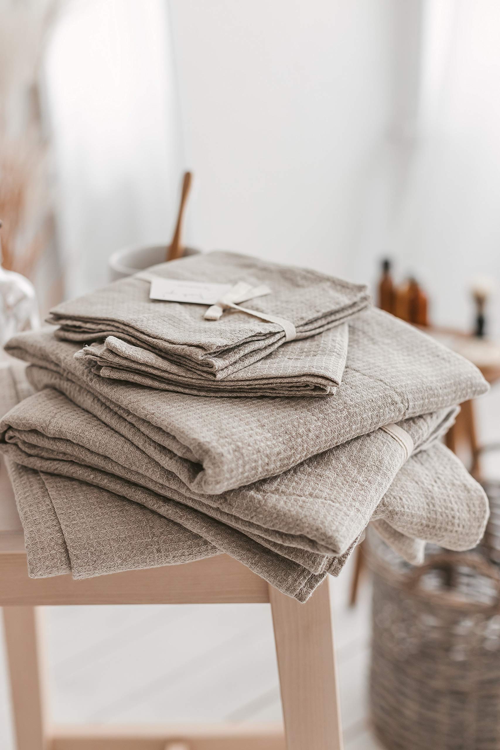 4-Piece 100% Linen Towel Set - 2 Bath Towels & 2 Hand Towels | Natural Waffle Weave, Pre-Washed, Quick-Drying & Ultra Absorbent | Eco-Friendly Bathroom Towels for Spa, Beach & Luxury Home Use