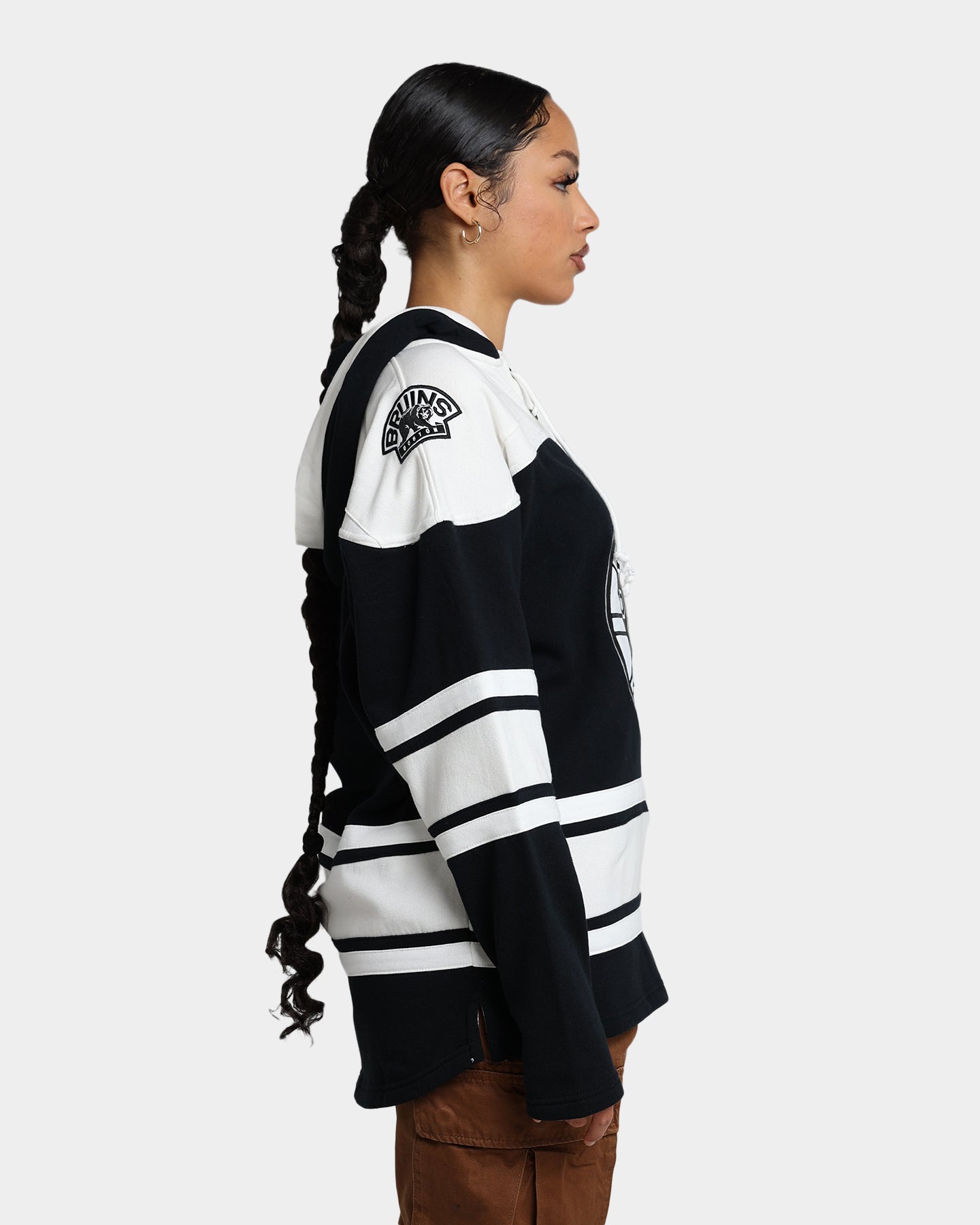 47 Brand Boston Bruins Superior Lacer Hoodie - Men's NHL Hockey Pullover Sweatshirt - Jet Black - Warm Fleece Lined for Winter Games & Casual Wear