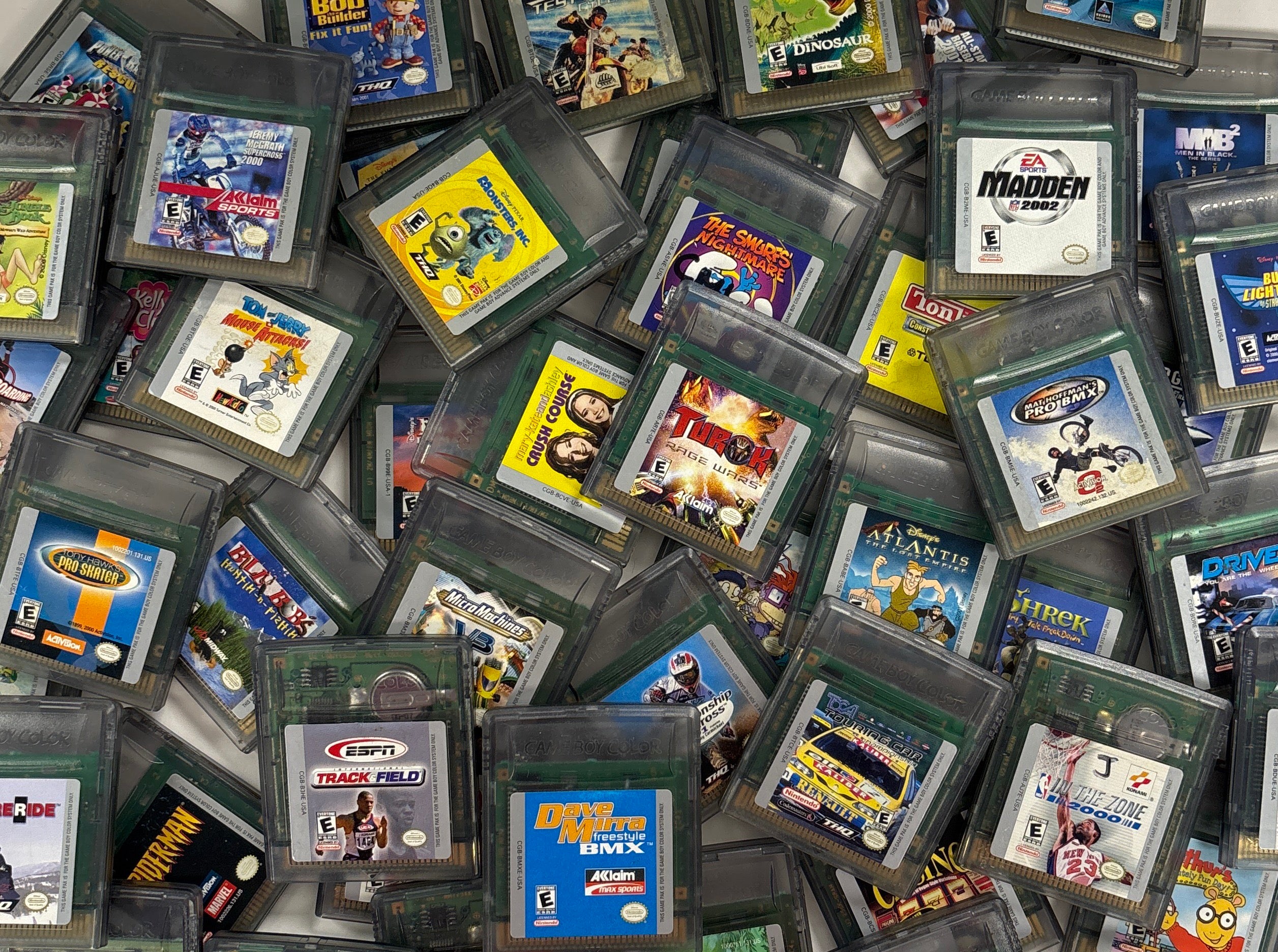 15 Random Nintendo Game Boy Color Games Bundle - Retro Gaming Collection for GBC Console - Perfect for Collectors & Vintage Gaming Enthusiasts