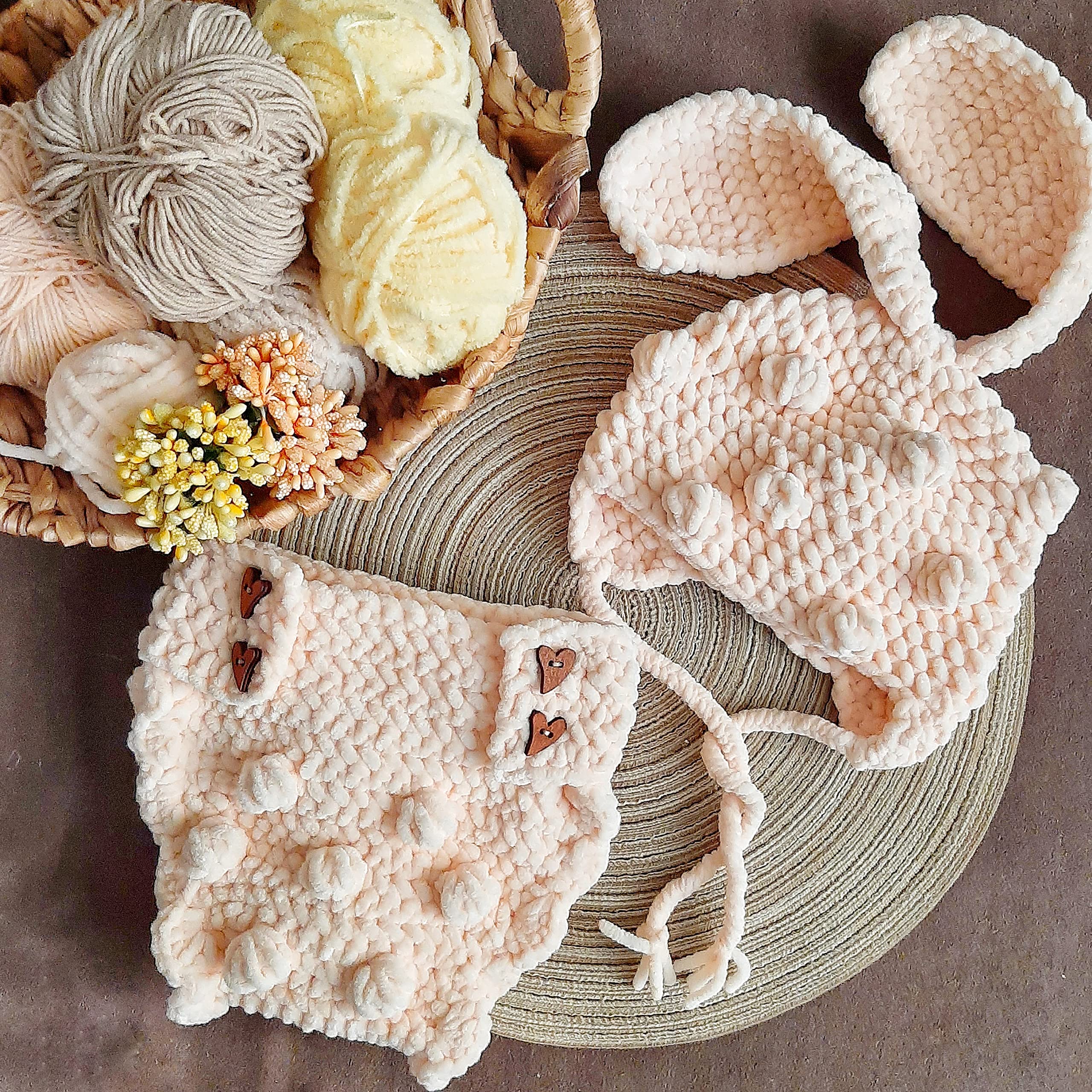Adorable Baby Crochet Photography Costume - Handmade Knit Outfit for Newborn Photo Shoots & Special Occasions