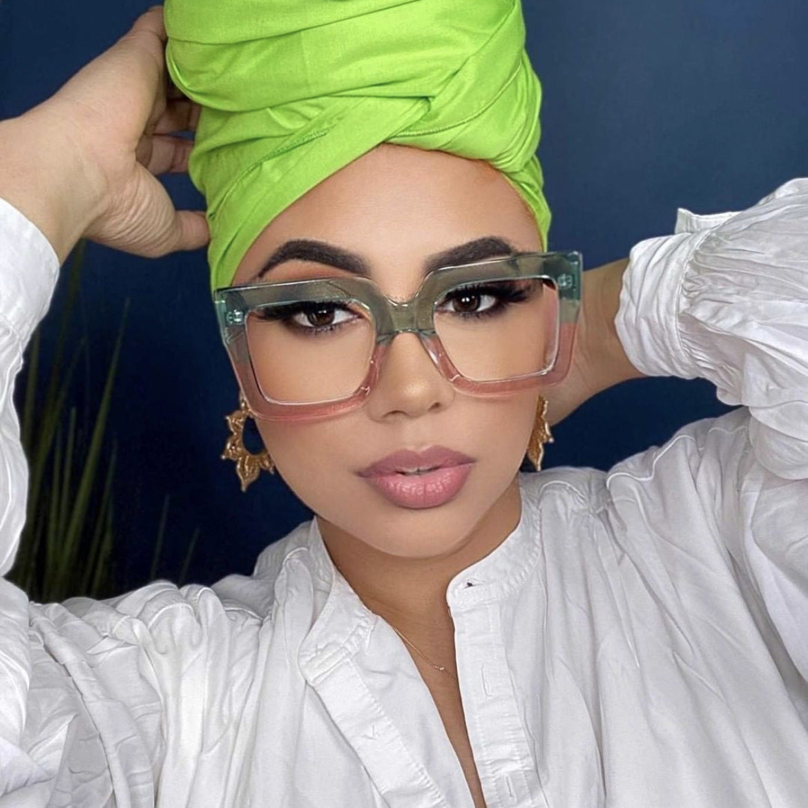 Stylish Oversized Square Frame Glasses for Women & Men - Trendy Large Eyeglasses for Fashion, Reading & UV Protection - Perfect for Daily Wear, Office & Outdoor Activities