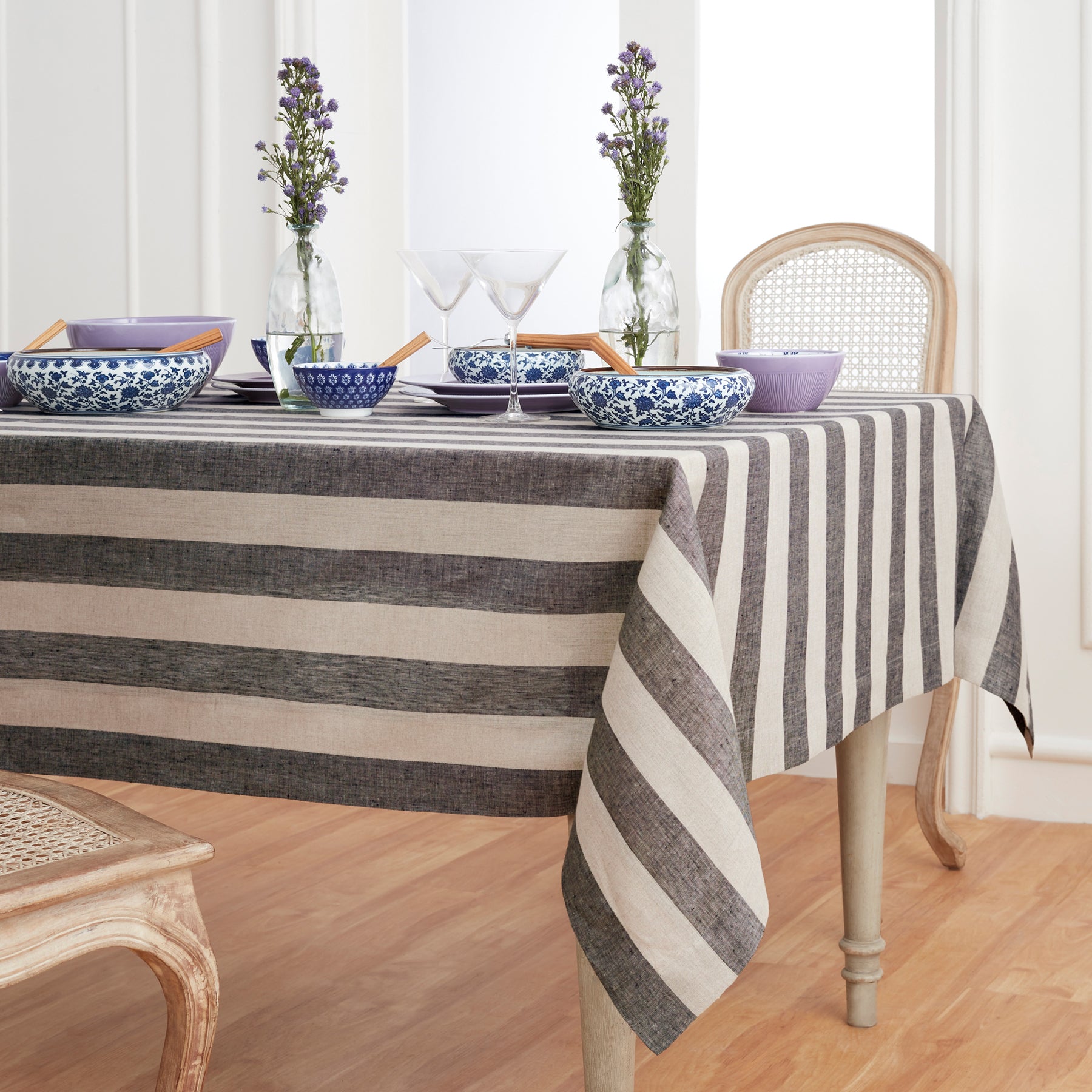 Stylish Cabana Stripe Tablecloth - Waterproof & Wrinkle-Resistant Rectangular Table Cover for Outdoor Dining, Picnics, and Party Decor
